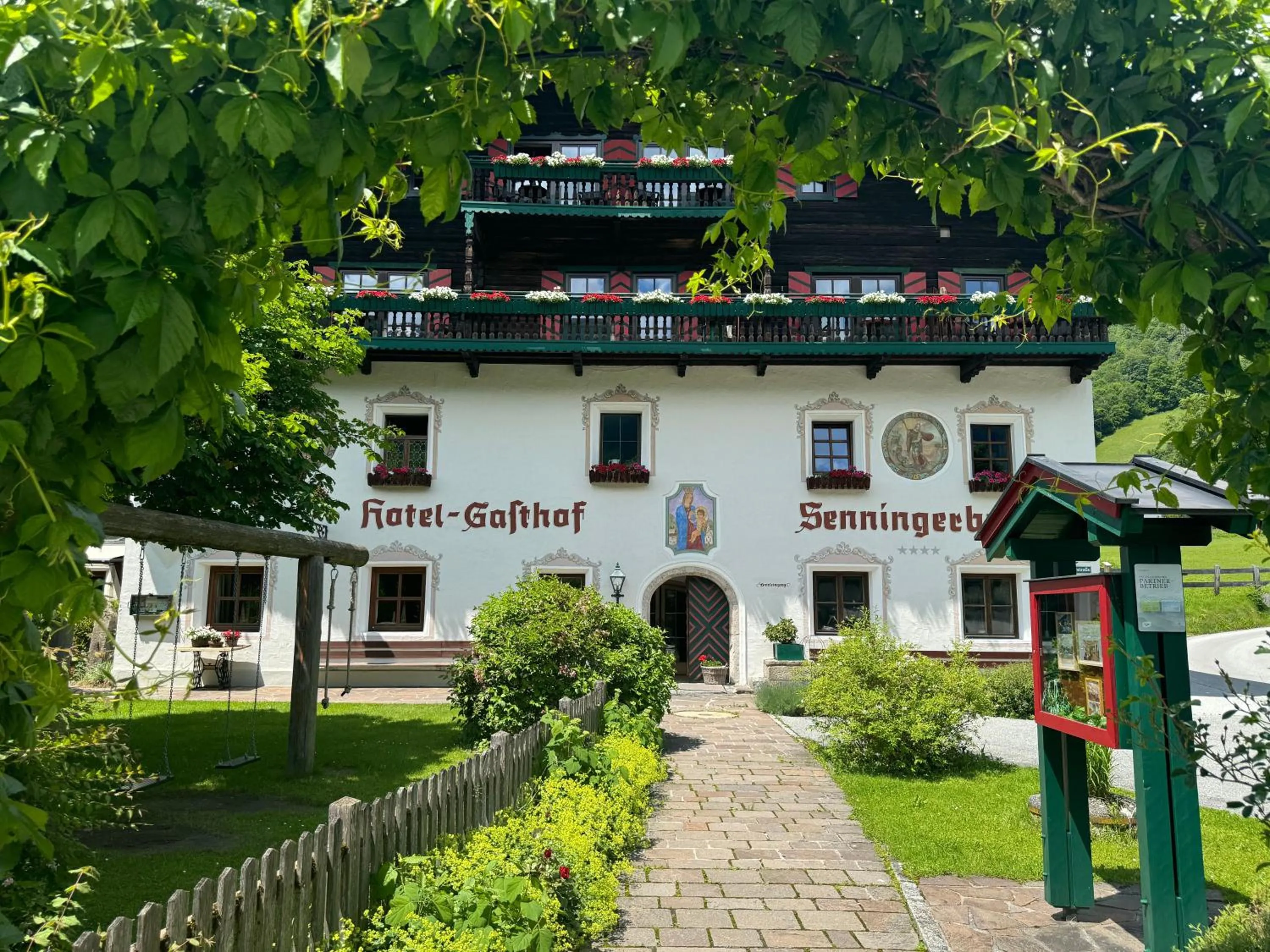 Property building in Hotel Senningerbräu