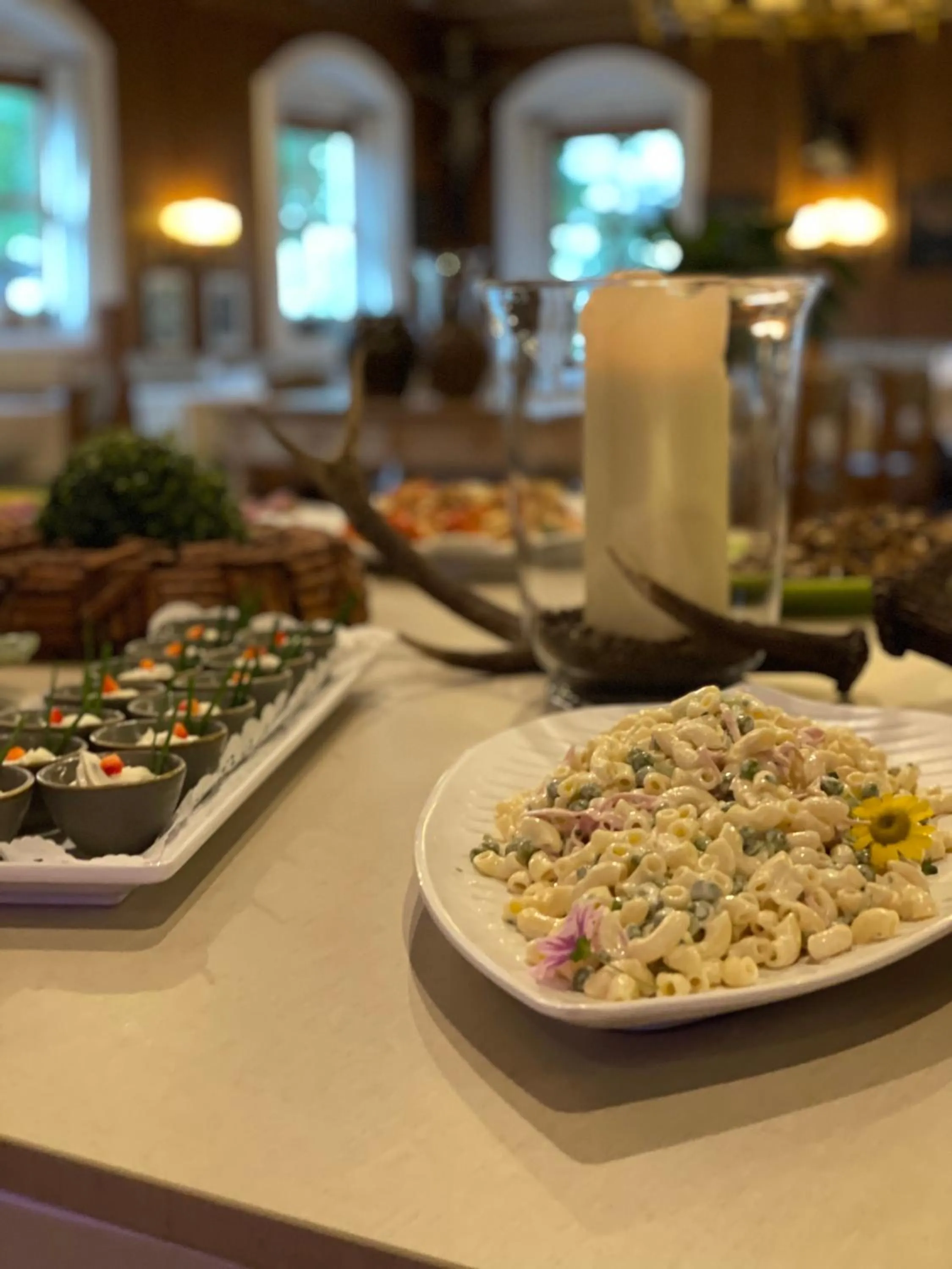 Food and drinks in Hotel Senningerbräu