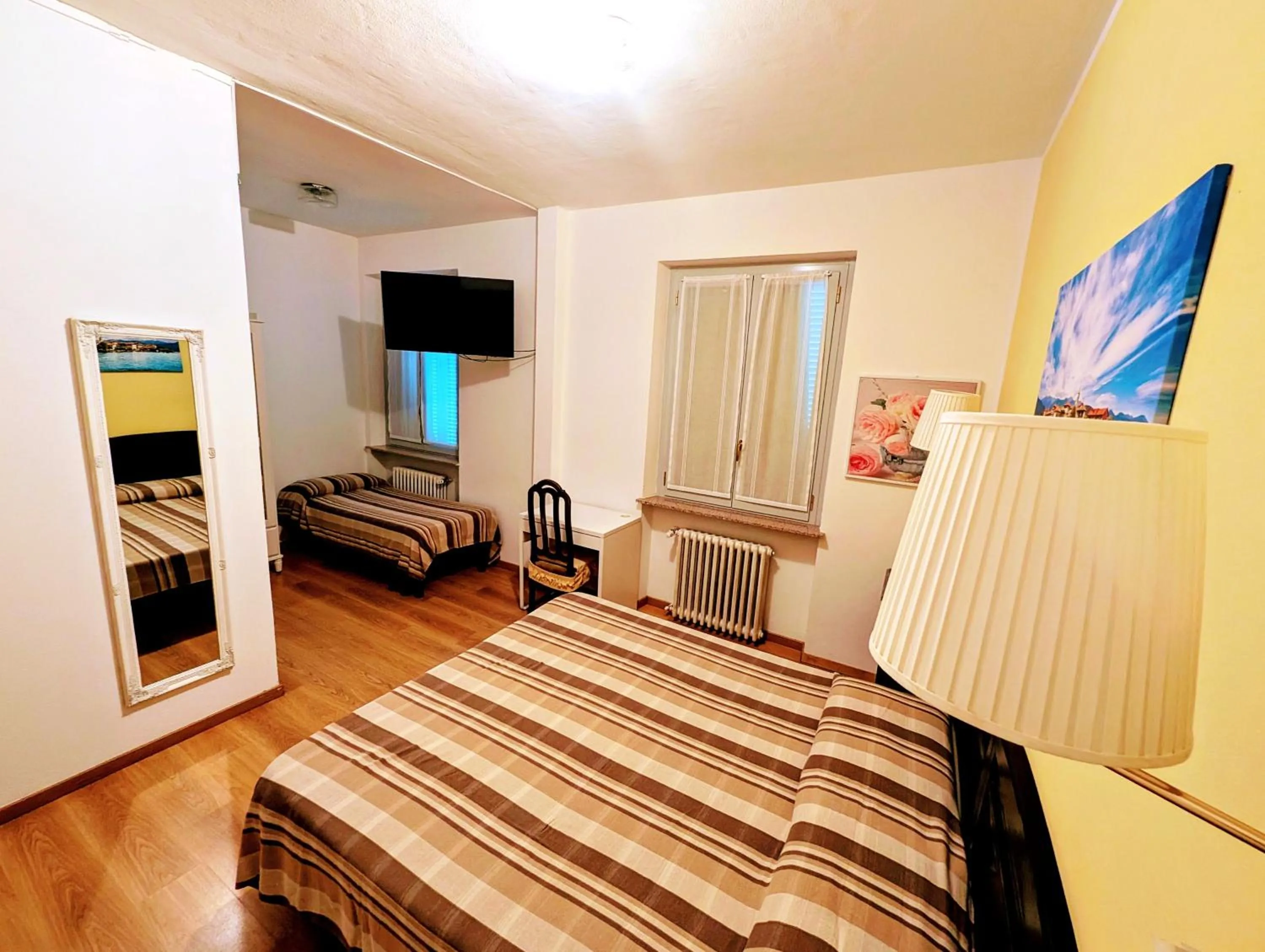 Bed in Hotel La Locanda