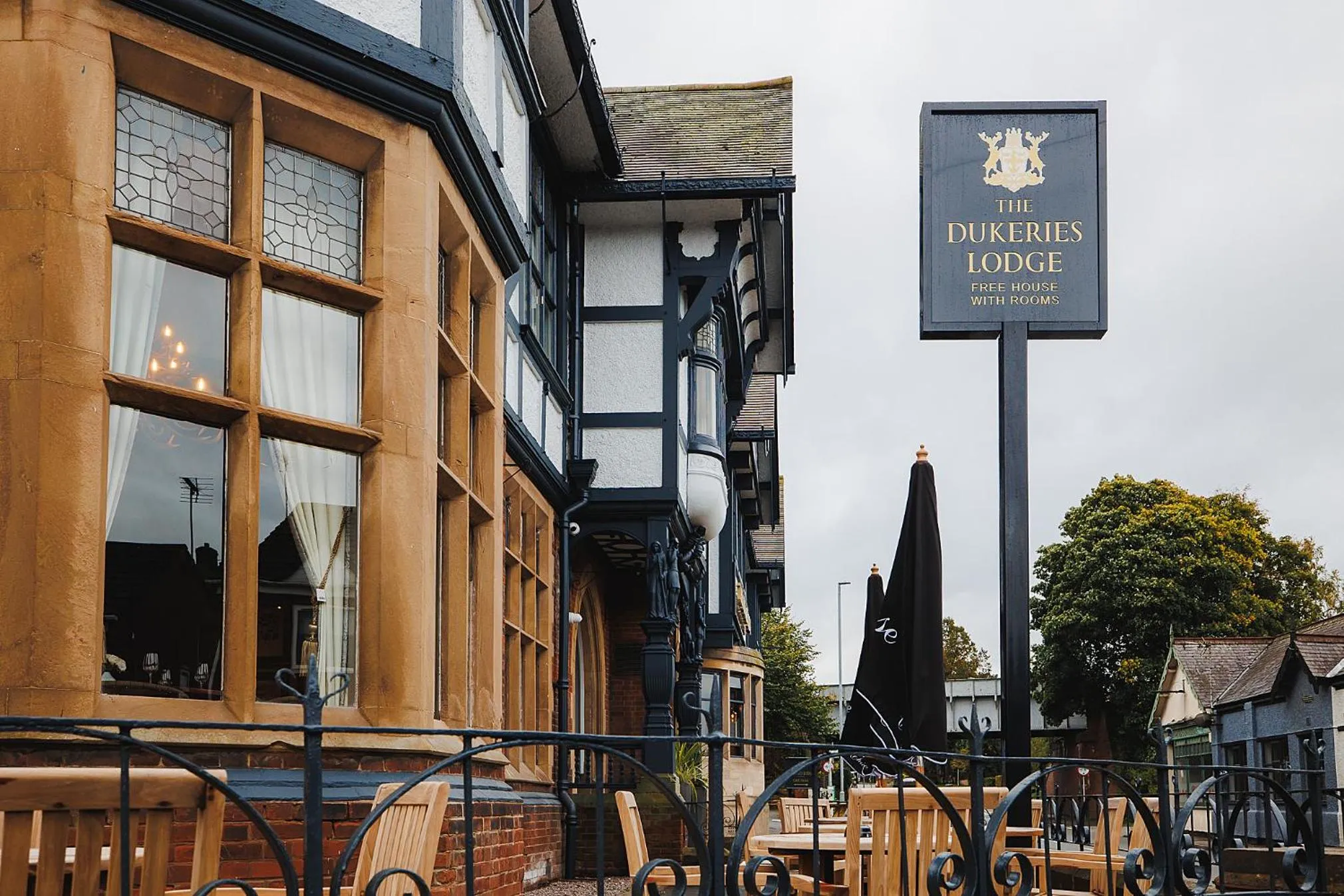 Property building in The Dukeries Lodge, Edwinstowe, Nottinghamshire