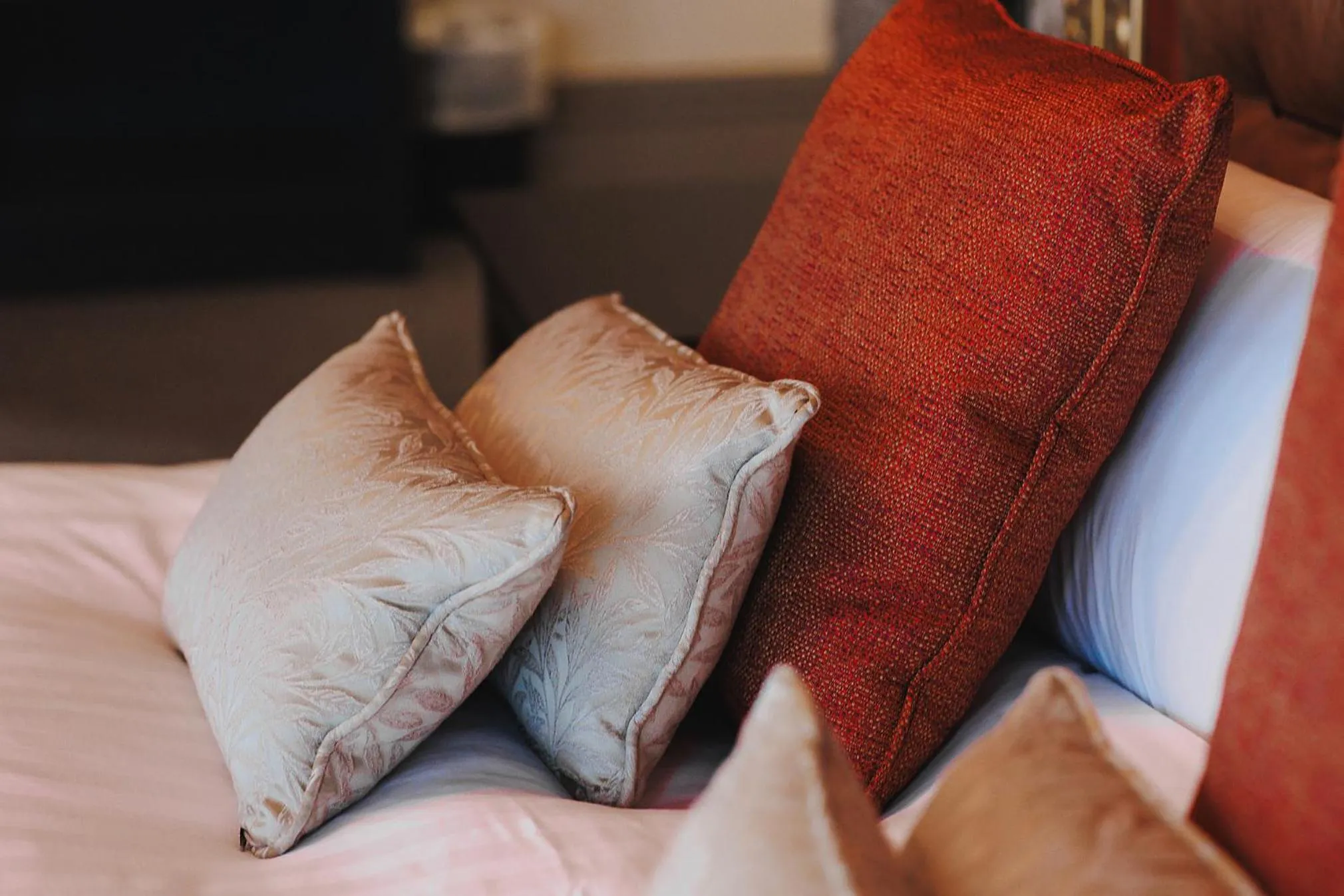 Bed in The Dukeries Lodge, Edwinstowe, Nottinghamshire
