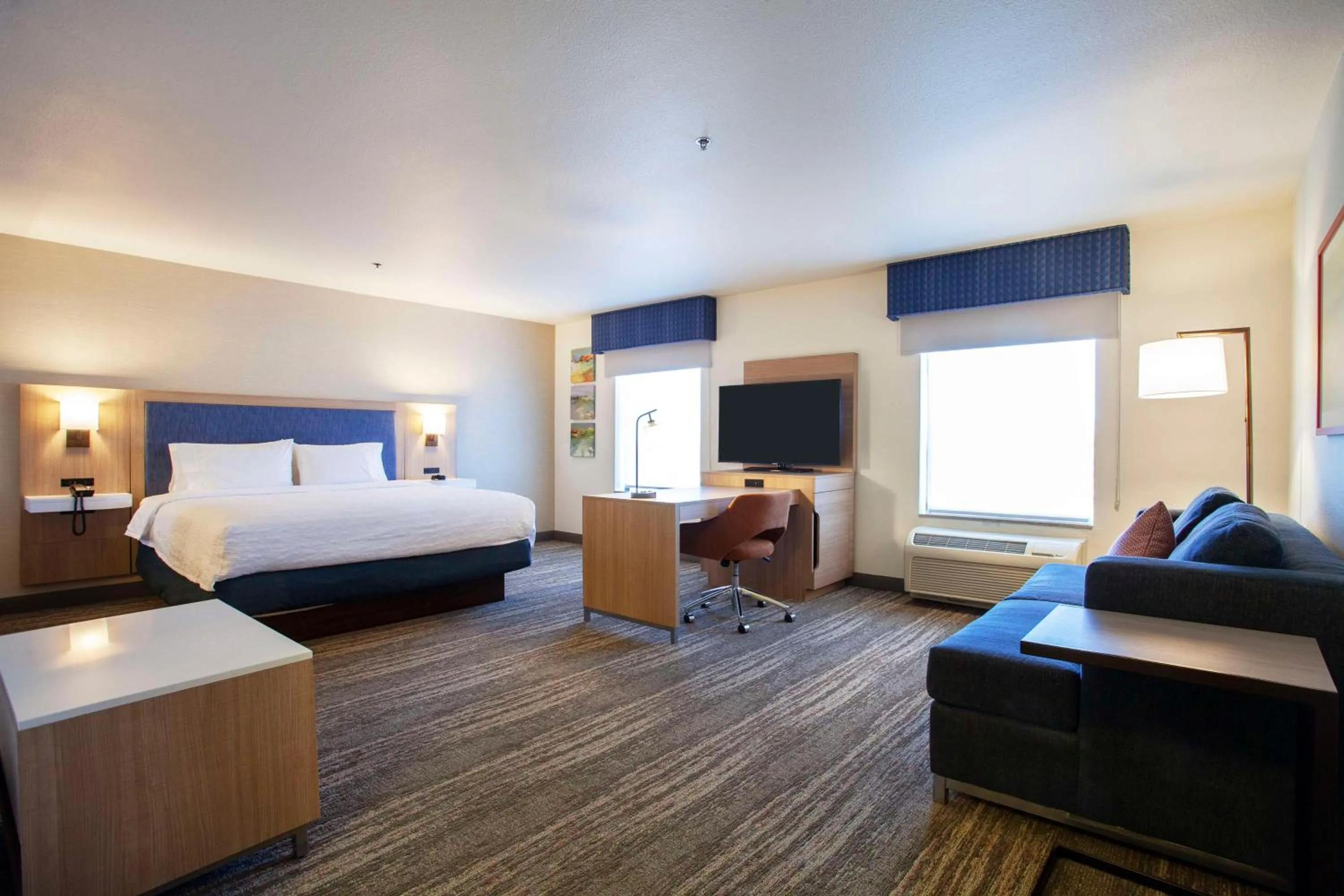 Bedroom, Bed in Hampton Inn & Suites Mountain Home