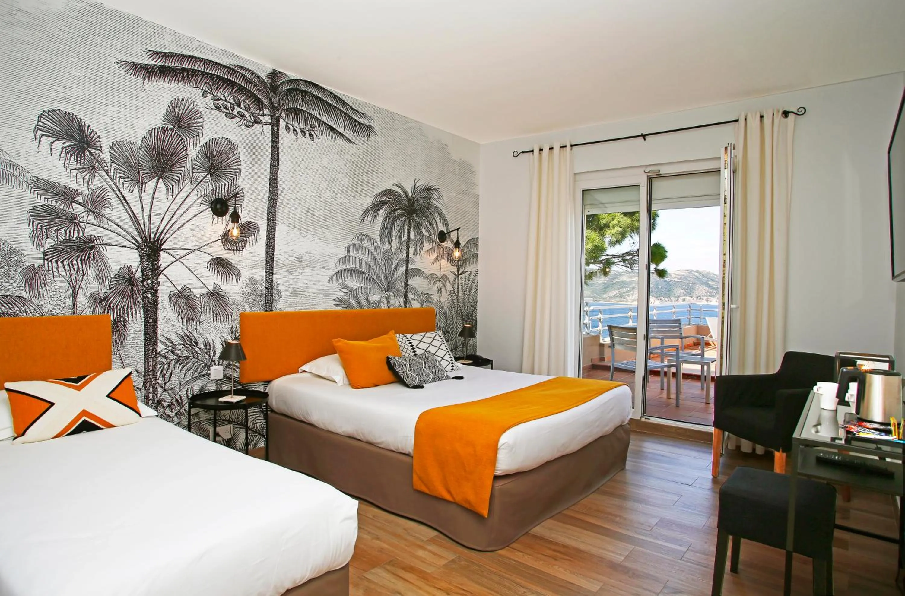Bedroom, Bed in Le Saint Erasme, Hotel Eco Friendly