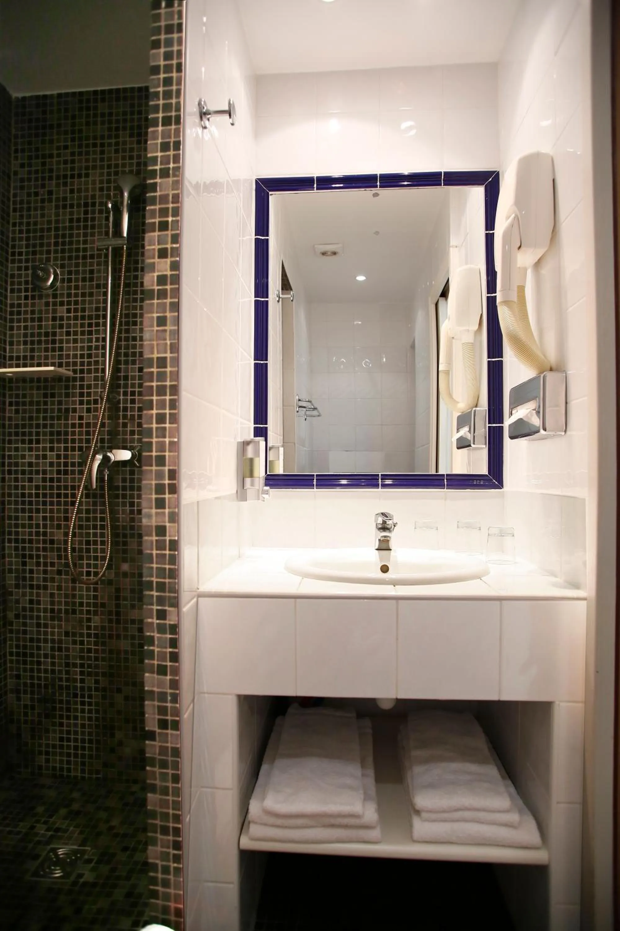 Bathroom in Le Saint Erasme, Hotel Eco Friendly
