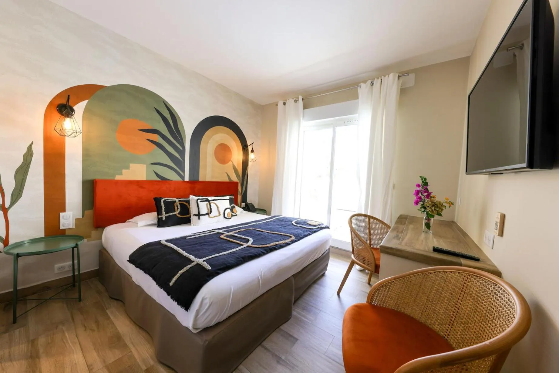 Photo of the whole room, Bed in Le Saint Erasme, Hotel Eco Friendly