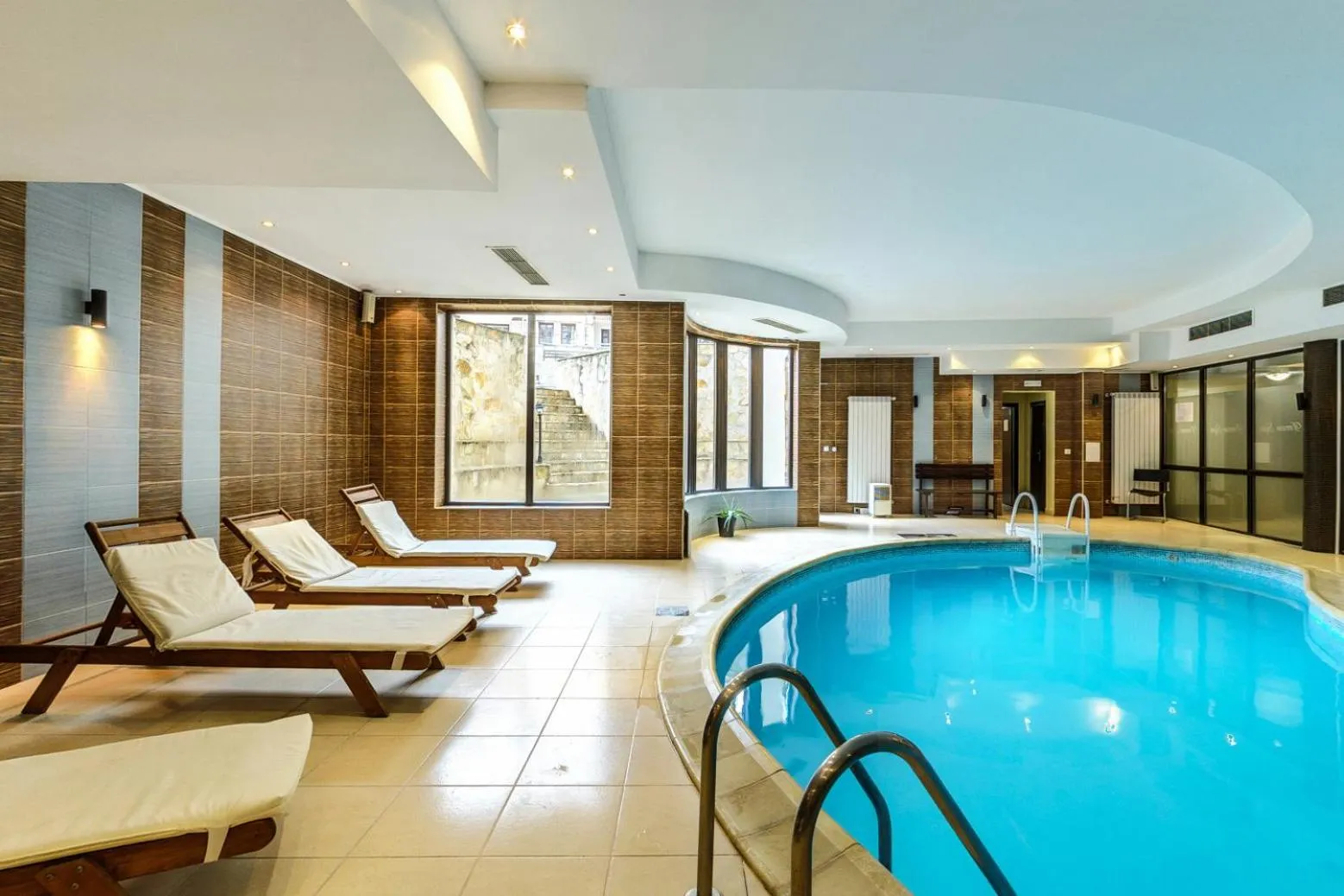 Swimming pool in Apart Hotel Dream