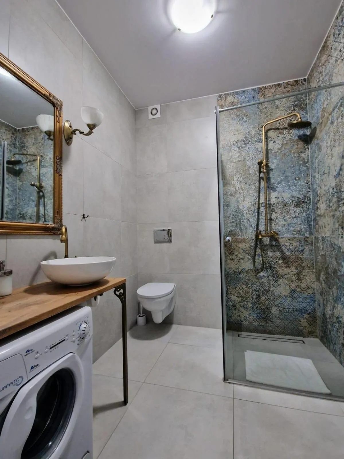 Shower in Otium Old Town Sarego