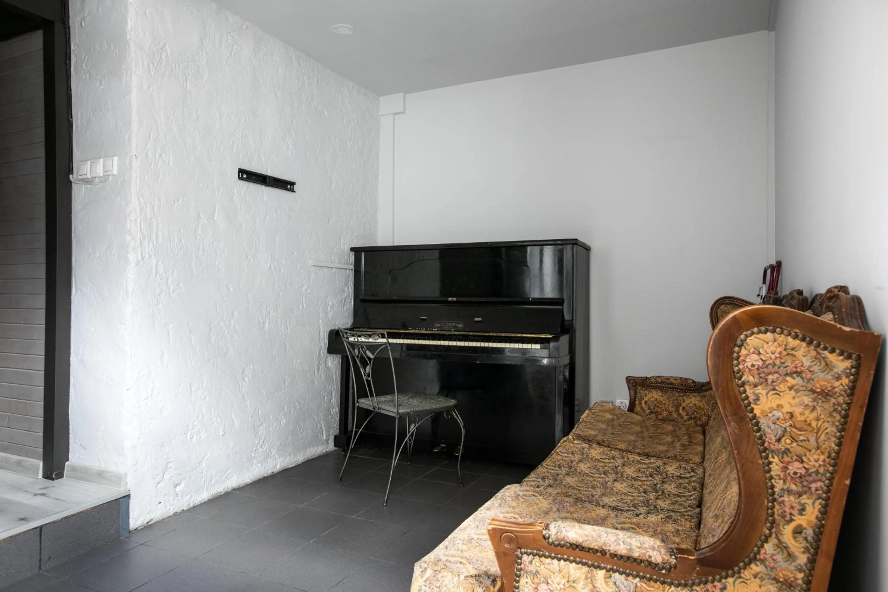 Seating area in Otium Old Town Sarego