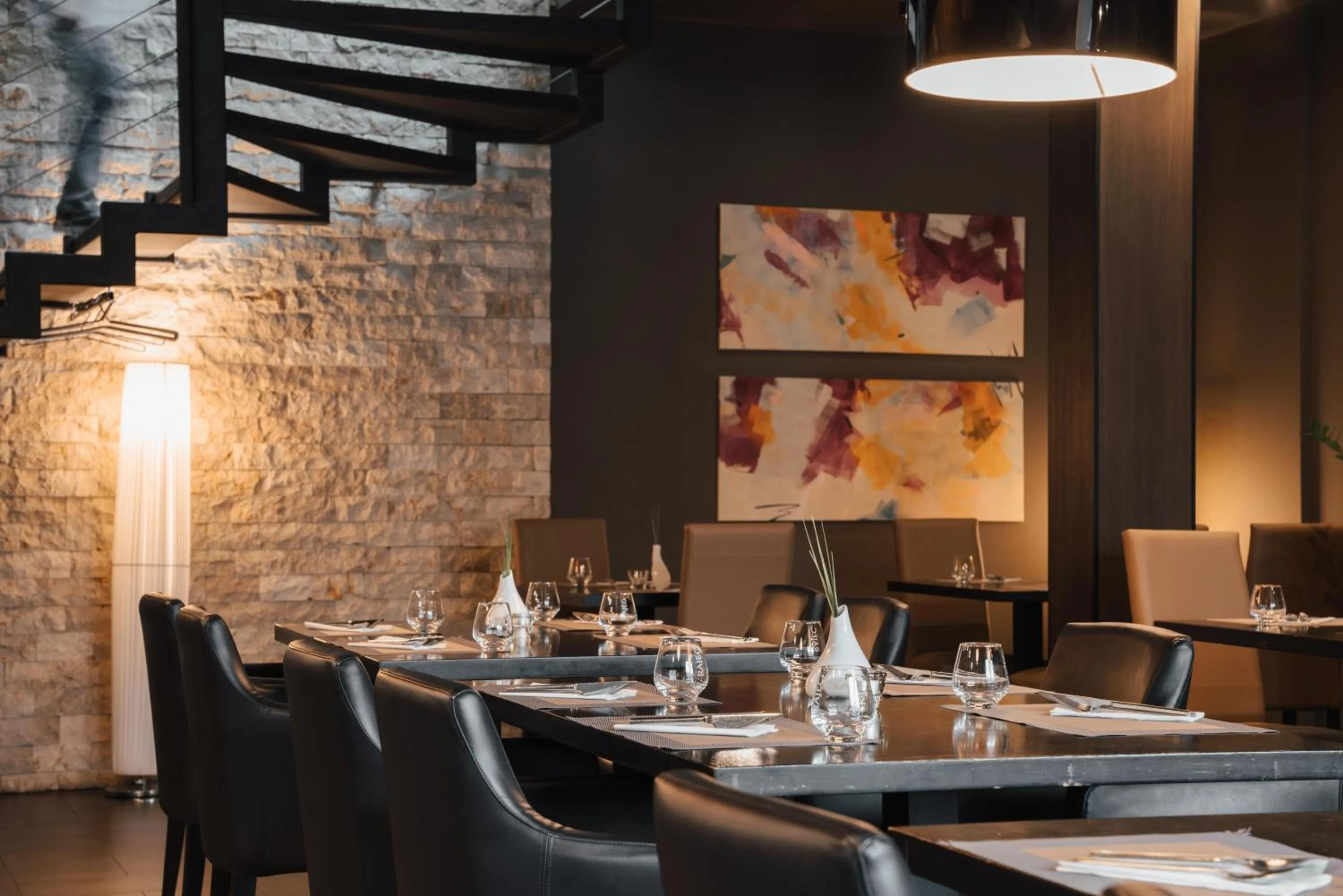 Restaurant/places to eat in Volcano Spa Hotel