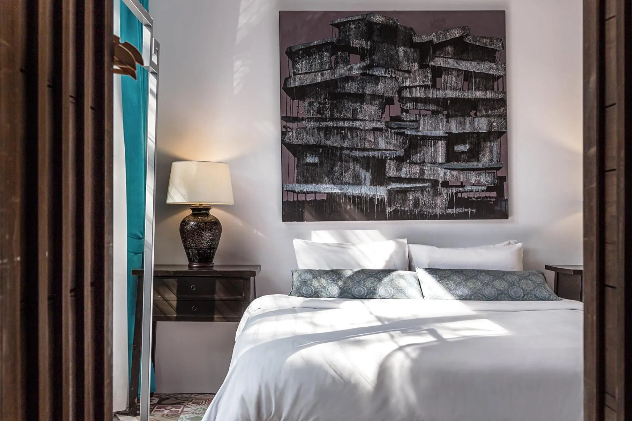 Bed in JARITT NyMMANH