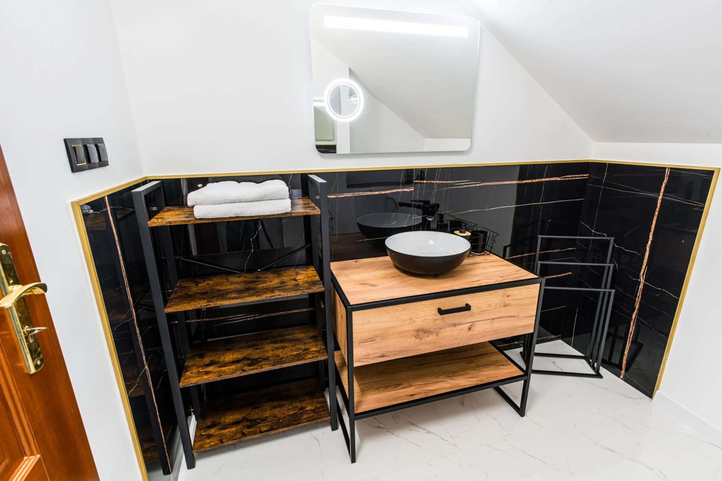 Bathroom in GLAMOUR - Restaurant & SPA