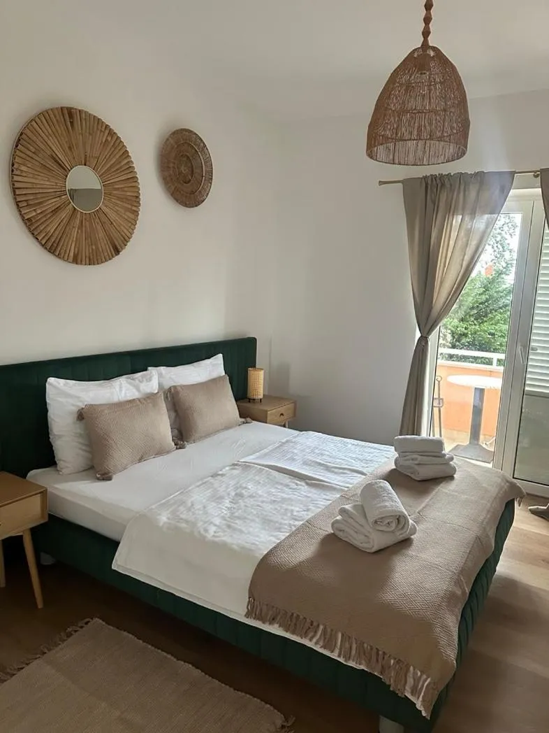 Two-Bedroom Apartment in Villa Nada