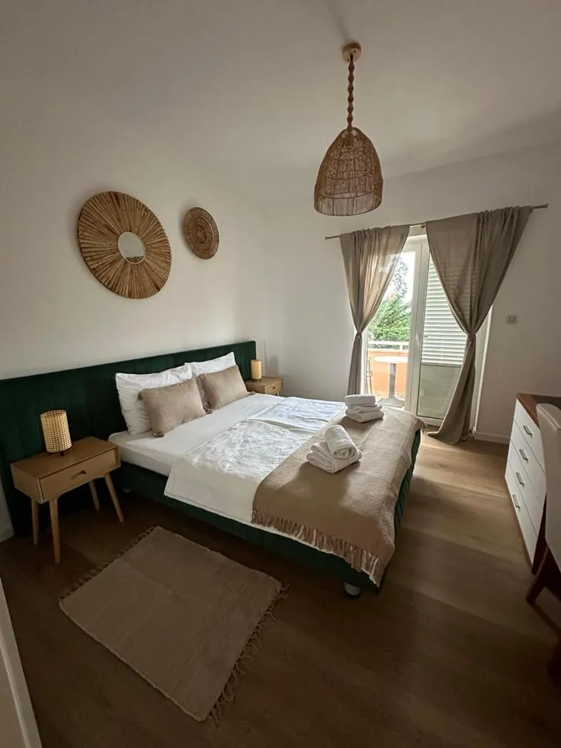 Two-Bedroom Apartment in Villa Nada