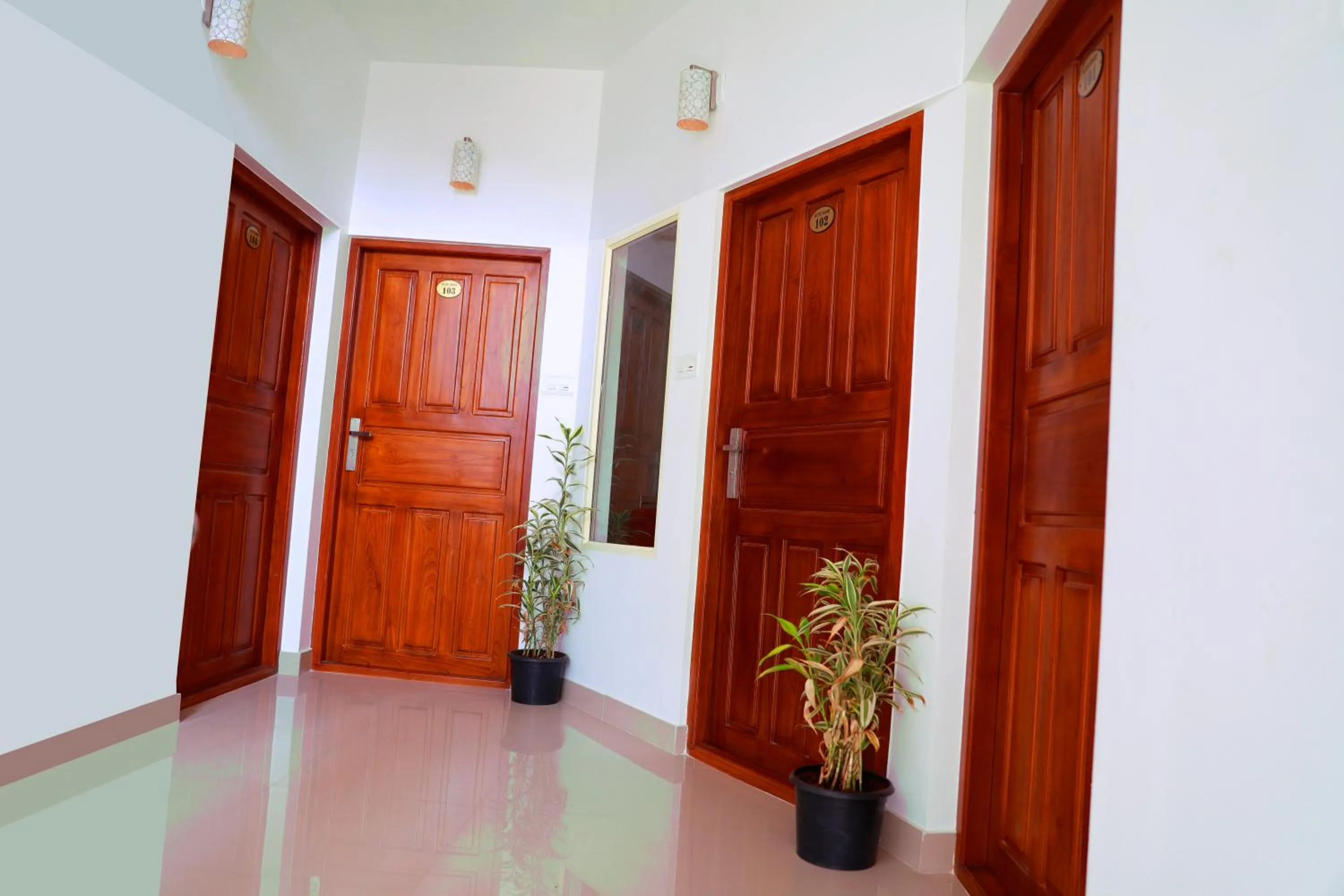 Area and facilities in Hisham Residency