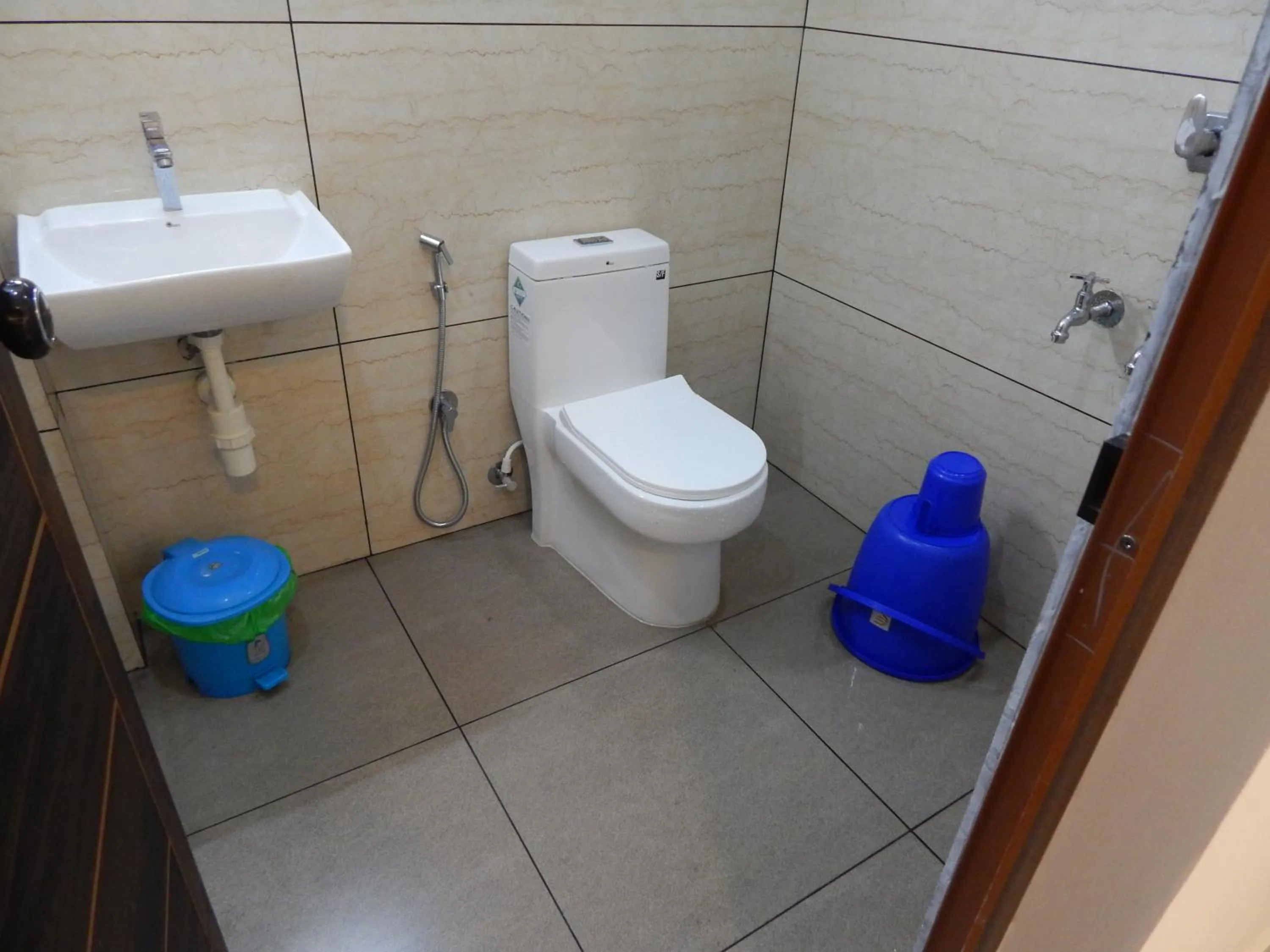 Bathroom in Hisham Residency