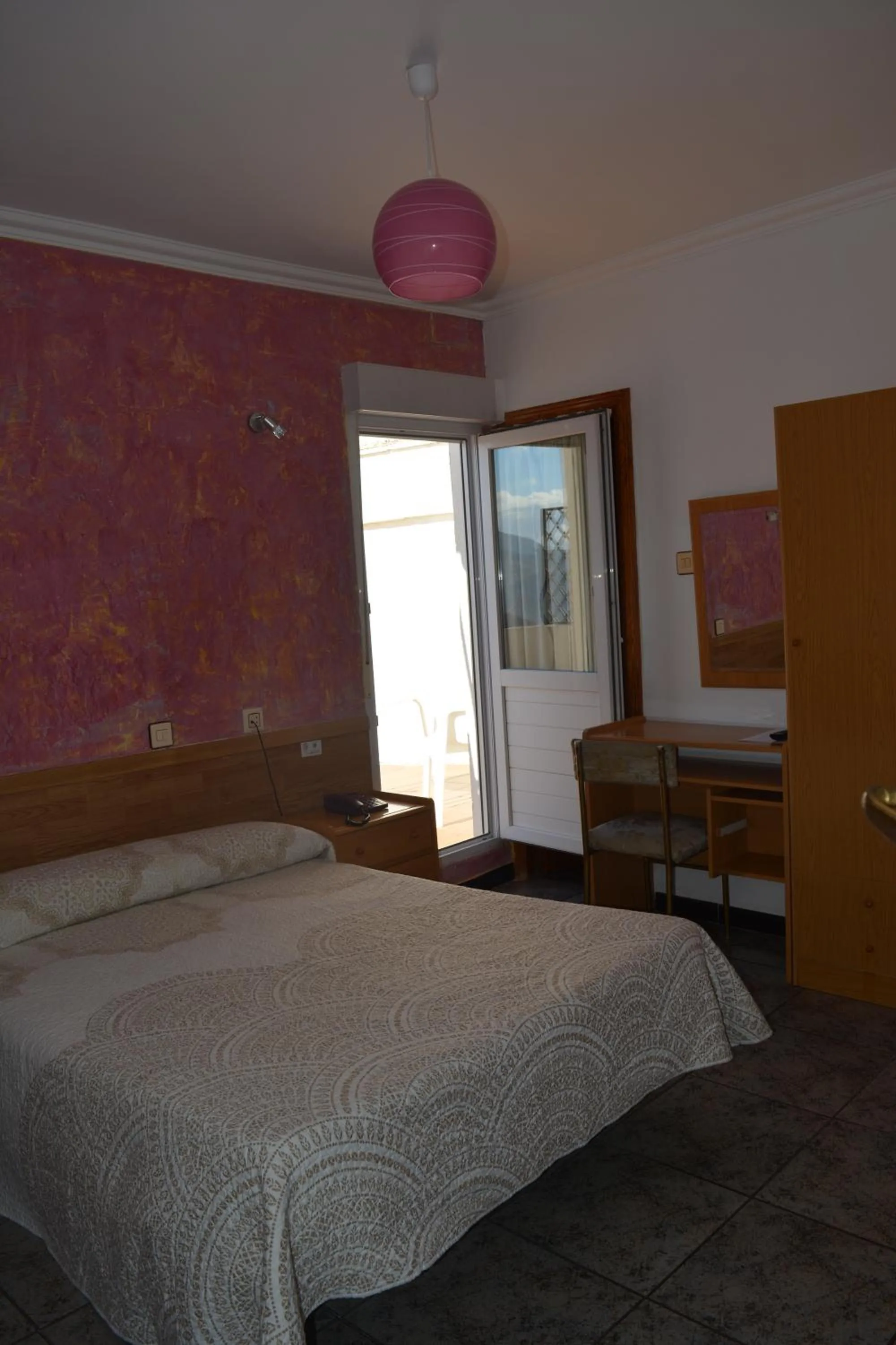 Bed in Hostal Manolete