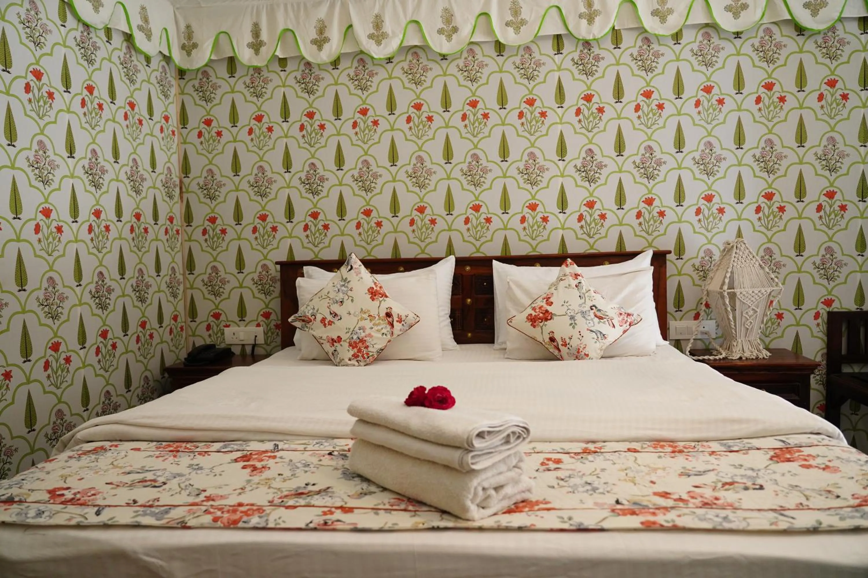 Bed in Heli Pushkar