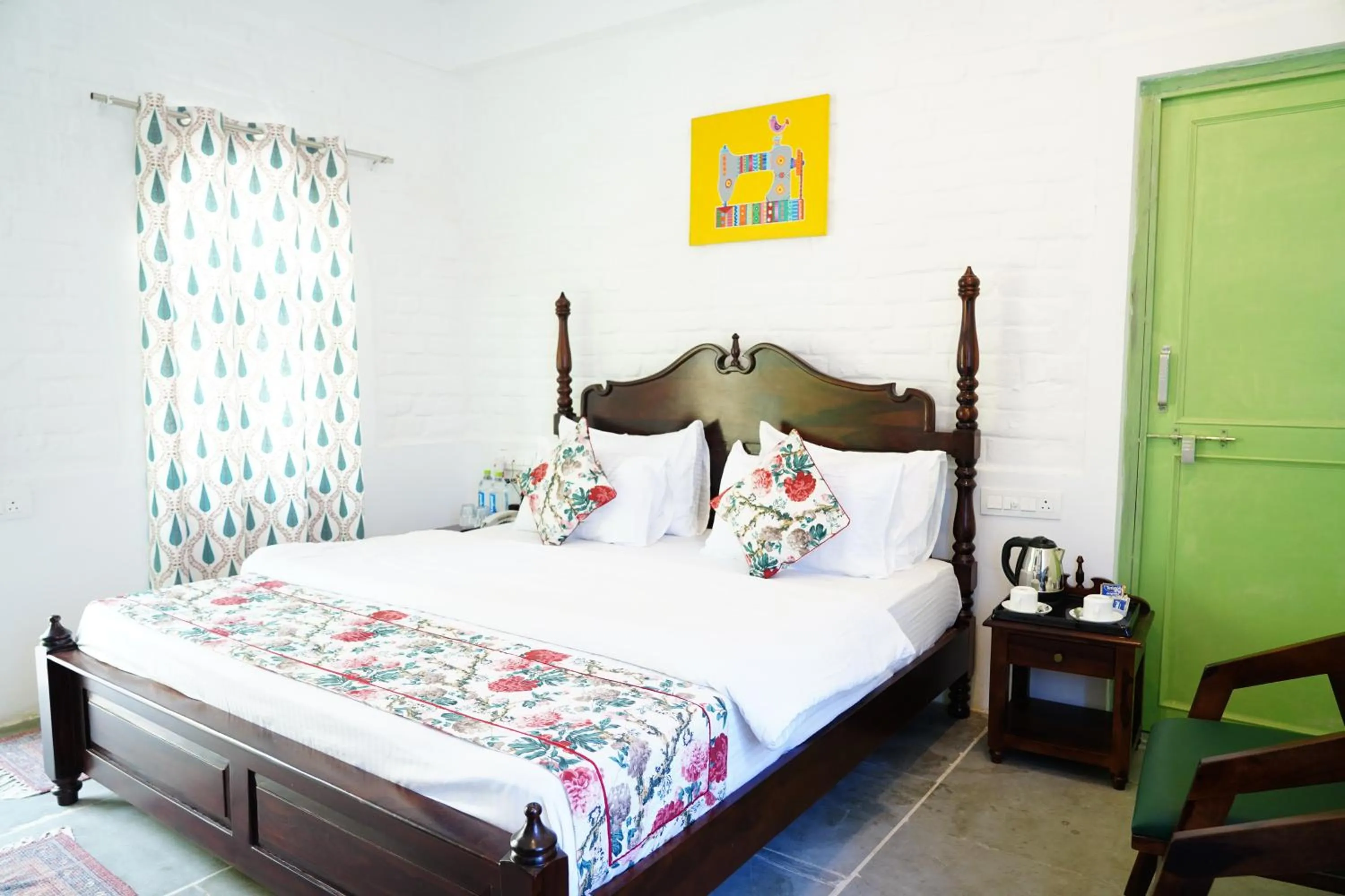 Bed in Heli Pushkar