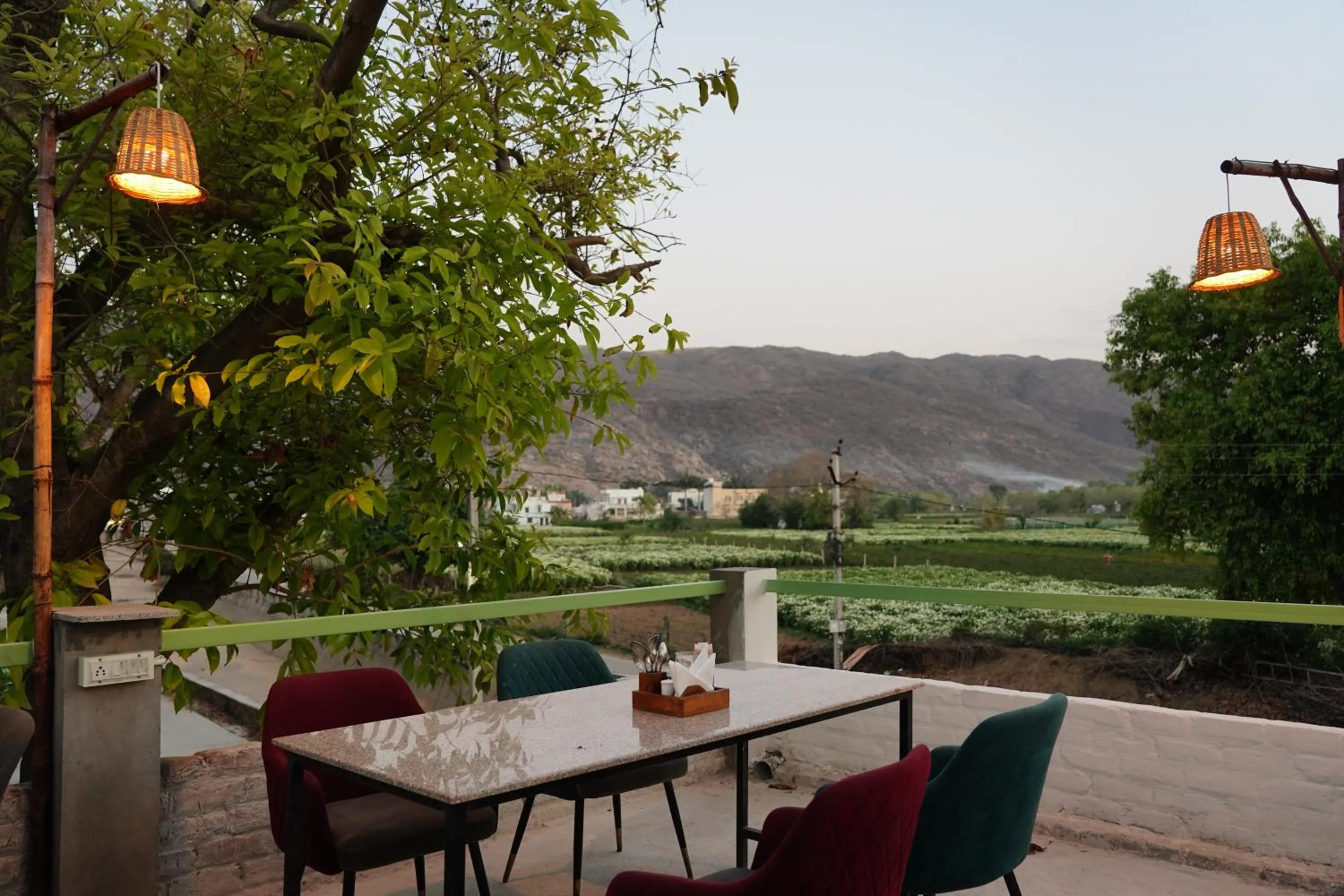 Restaurant/places to eat in Heli Pushkar