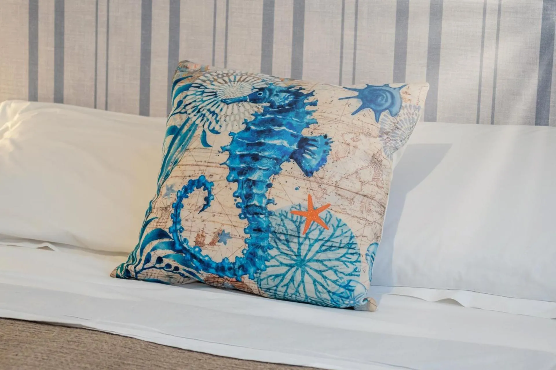 Decorative detail in Hippocampus B&B