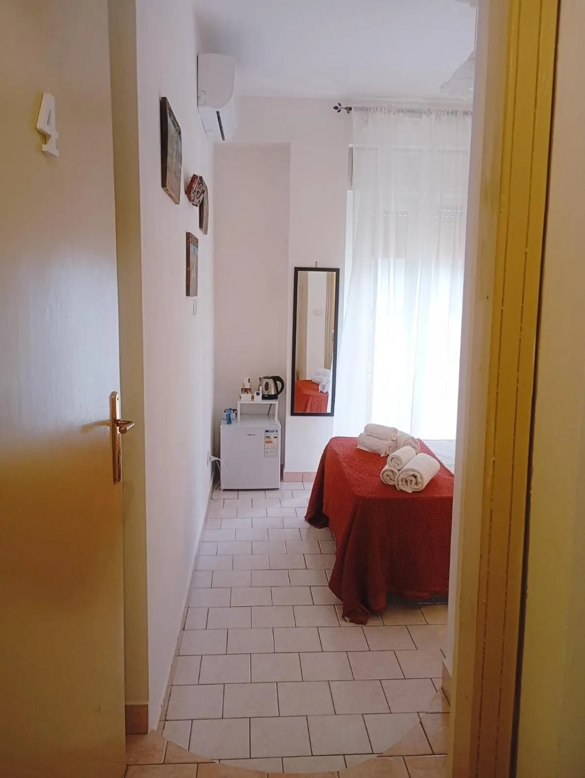 Bedroom in Hippocampus B&B