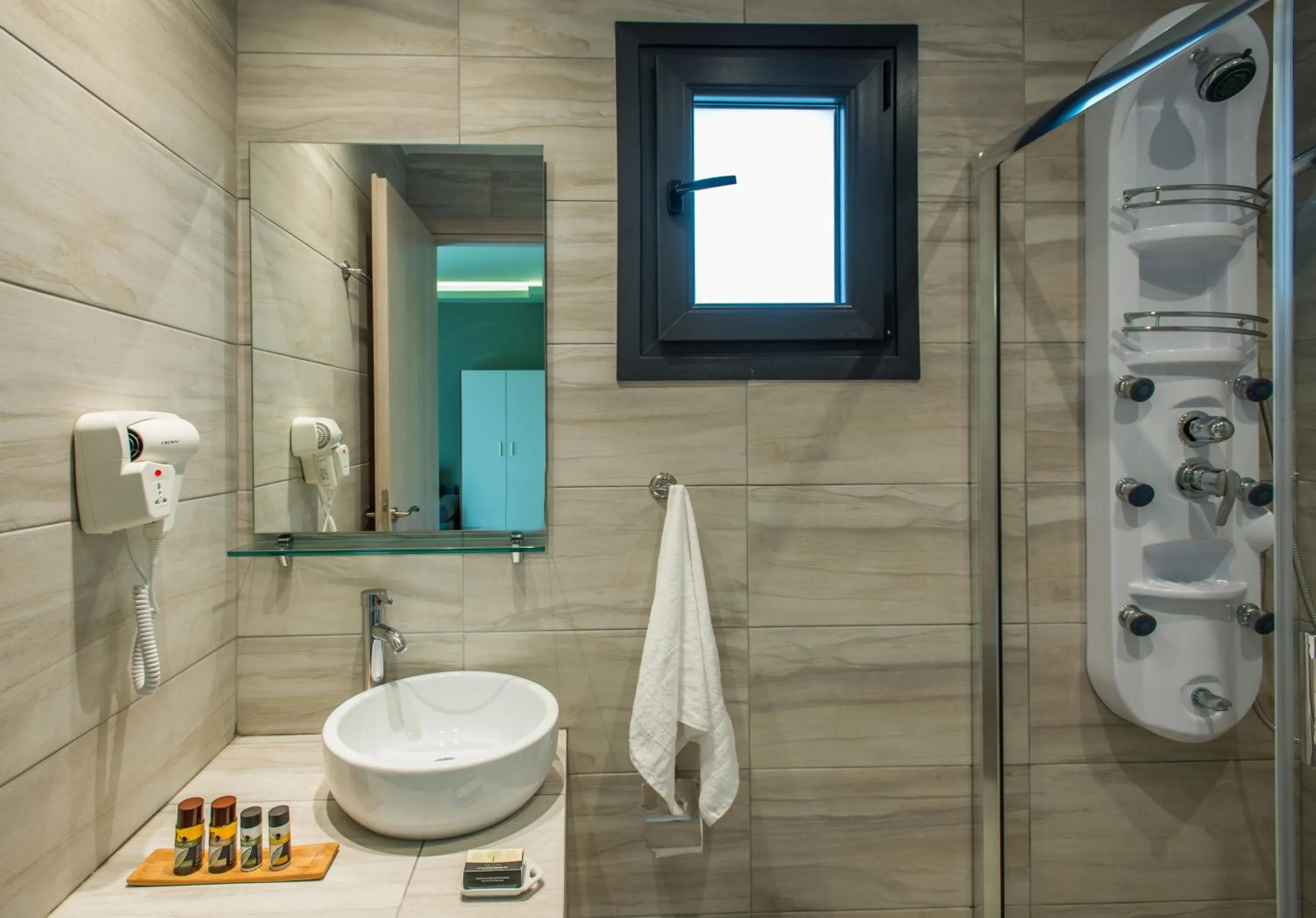 Toilet in Mirabilia Boutique Hotel