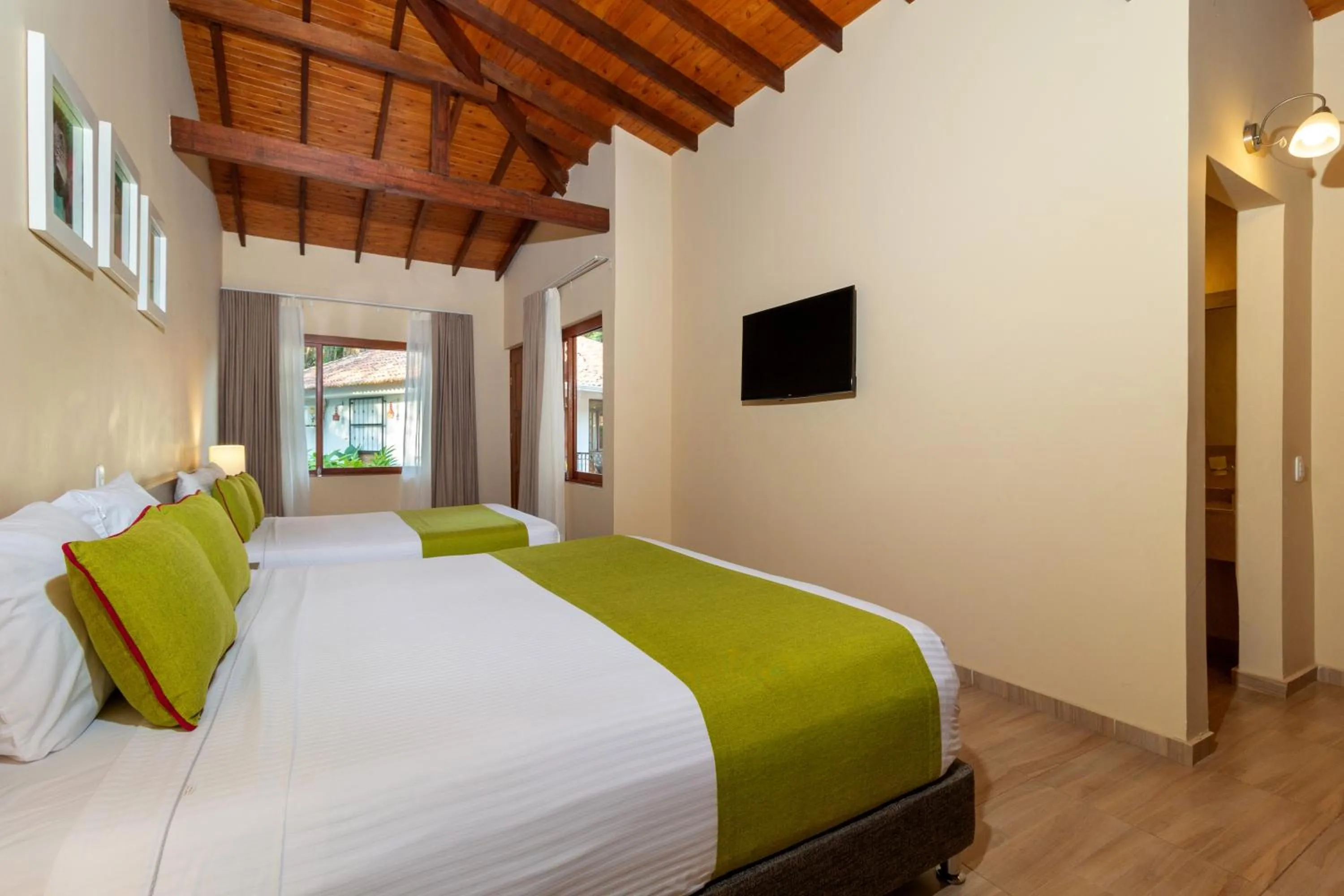 Photo of the whole room, Bed in Hotel Campestre La Potra