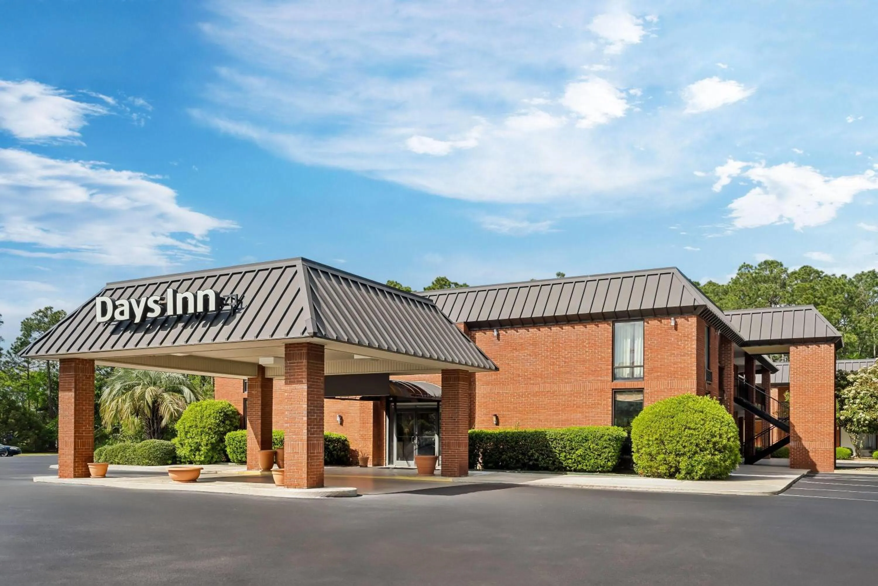 Property building in Days Inn by Wyndham Statesboro