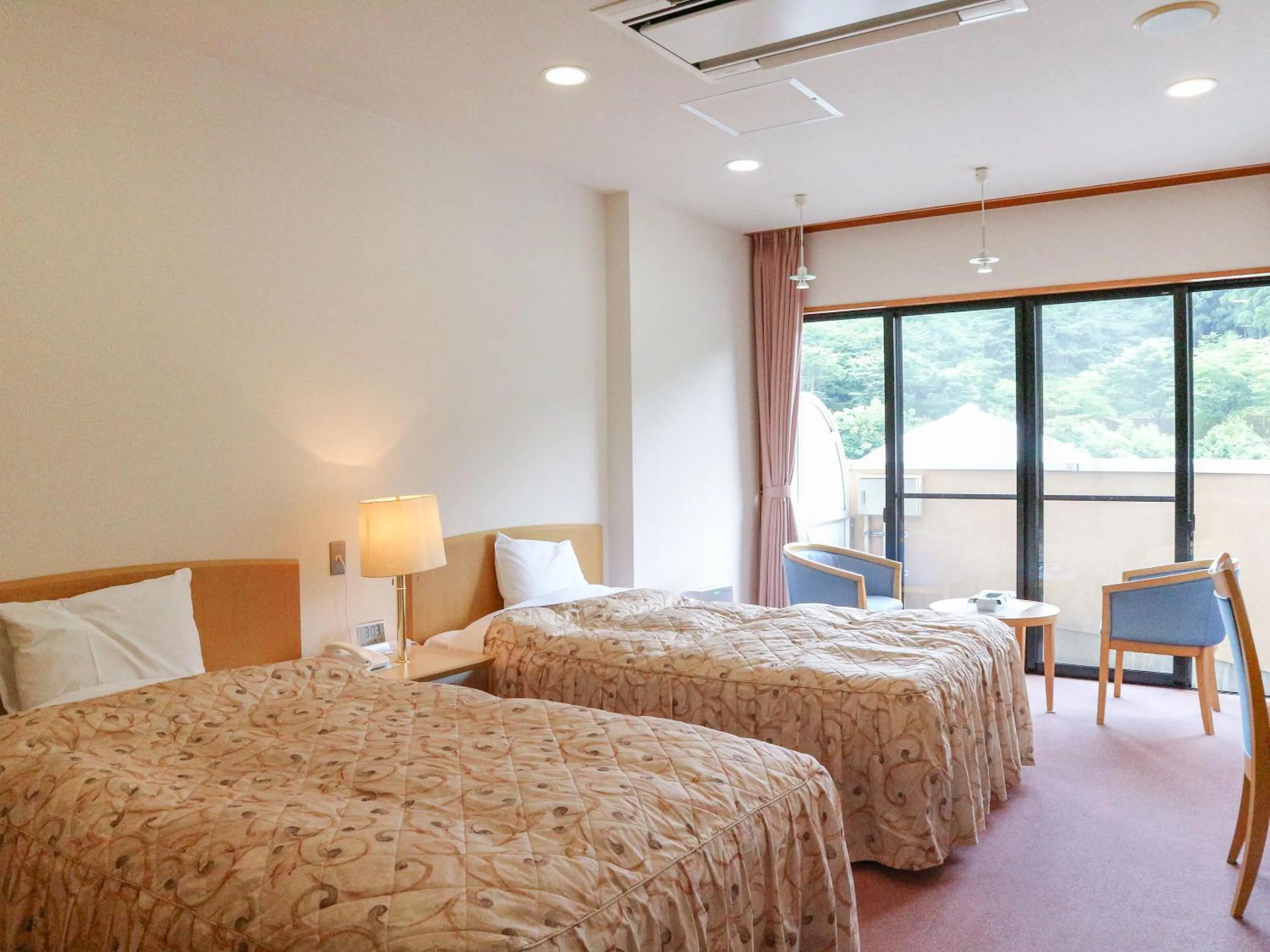 Bed in momijigawa onsen