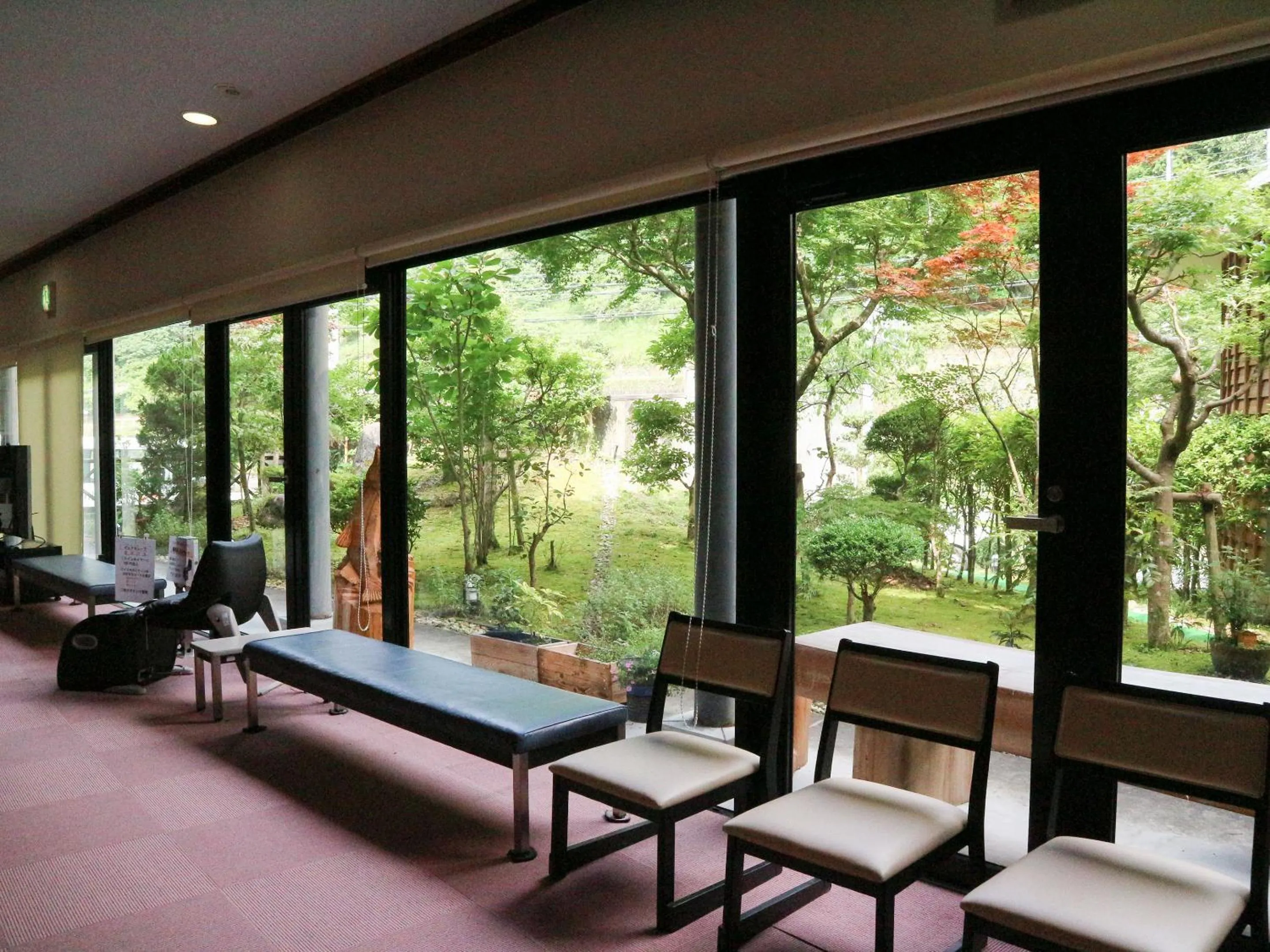 Communal lounge/ TV room in momijigawa onsen