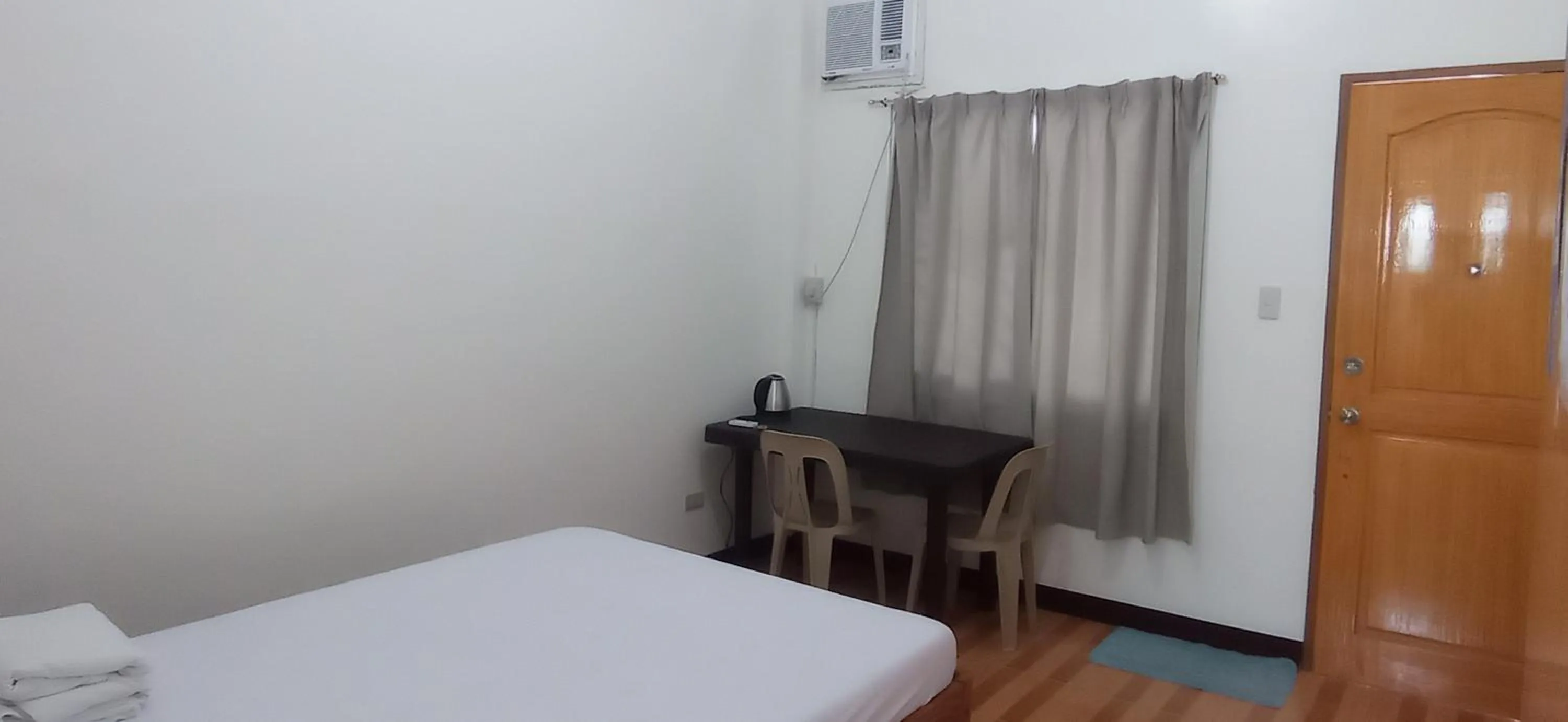 Bed in Villa Peralta Inn