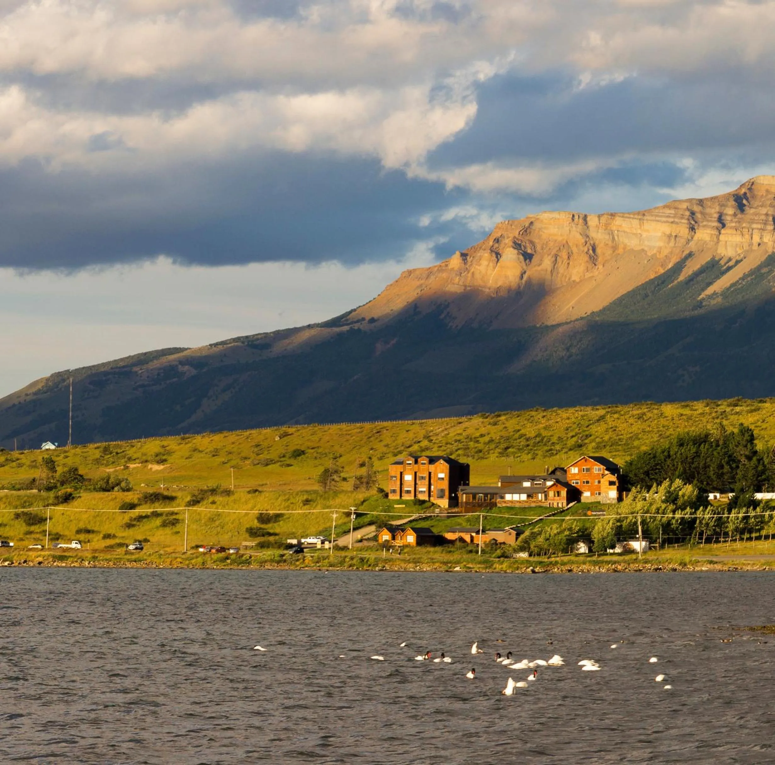 Property building in Weskar Lodge Hotel