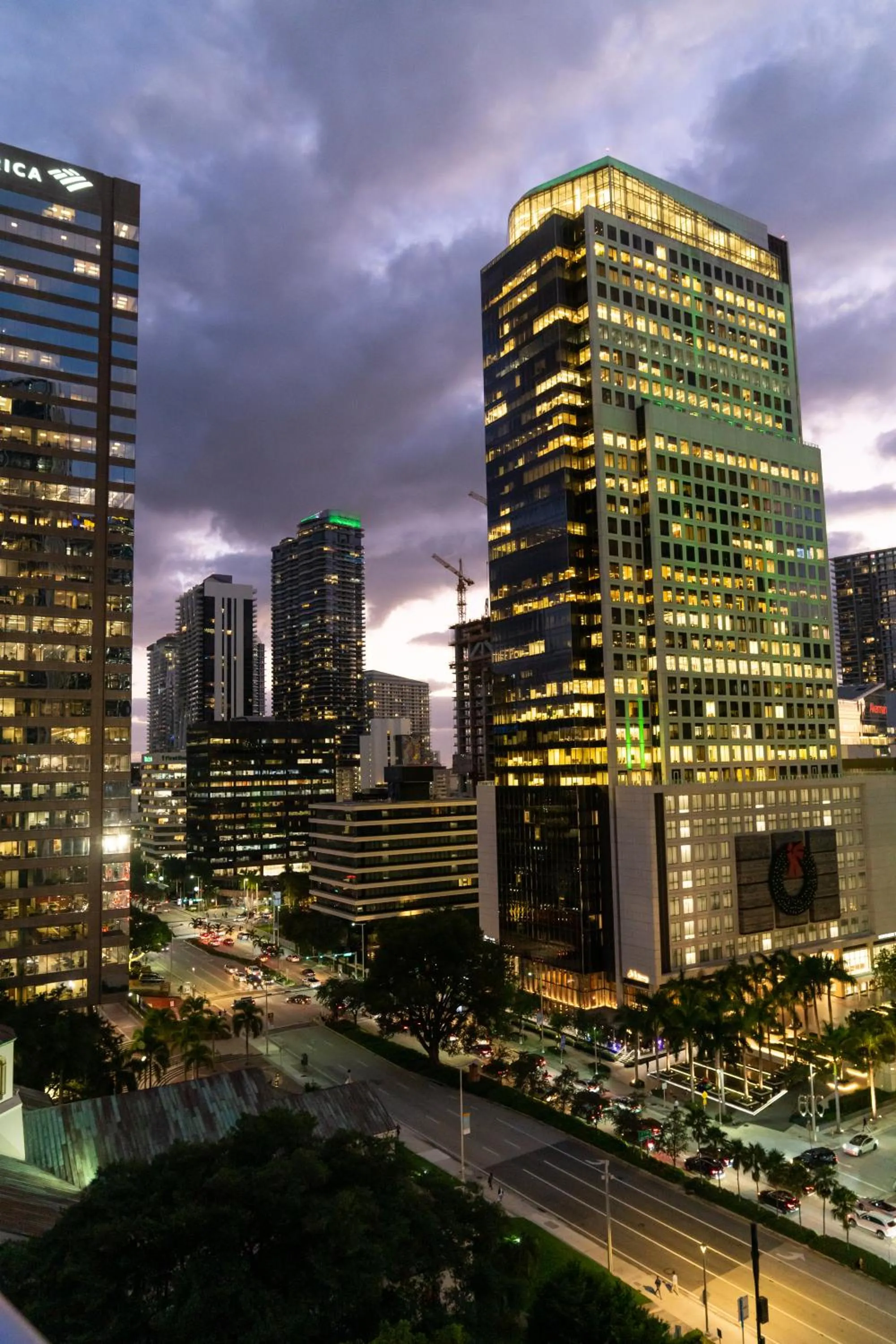 City view in W Miami