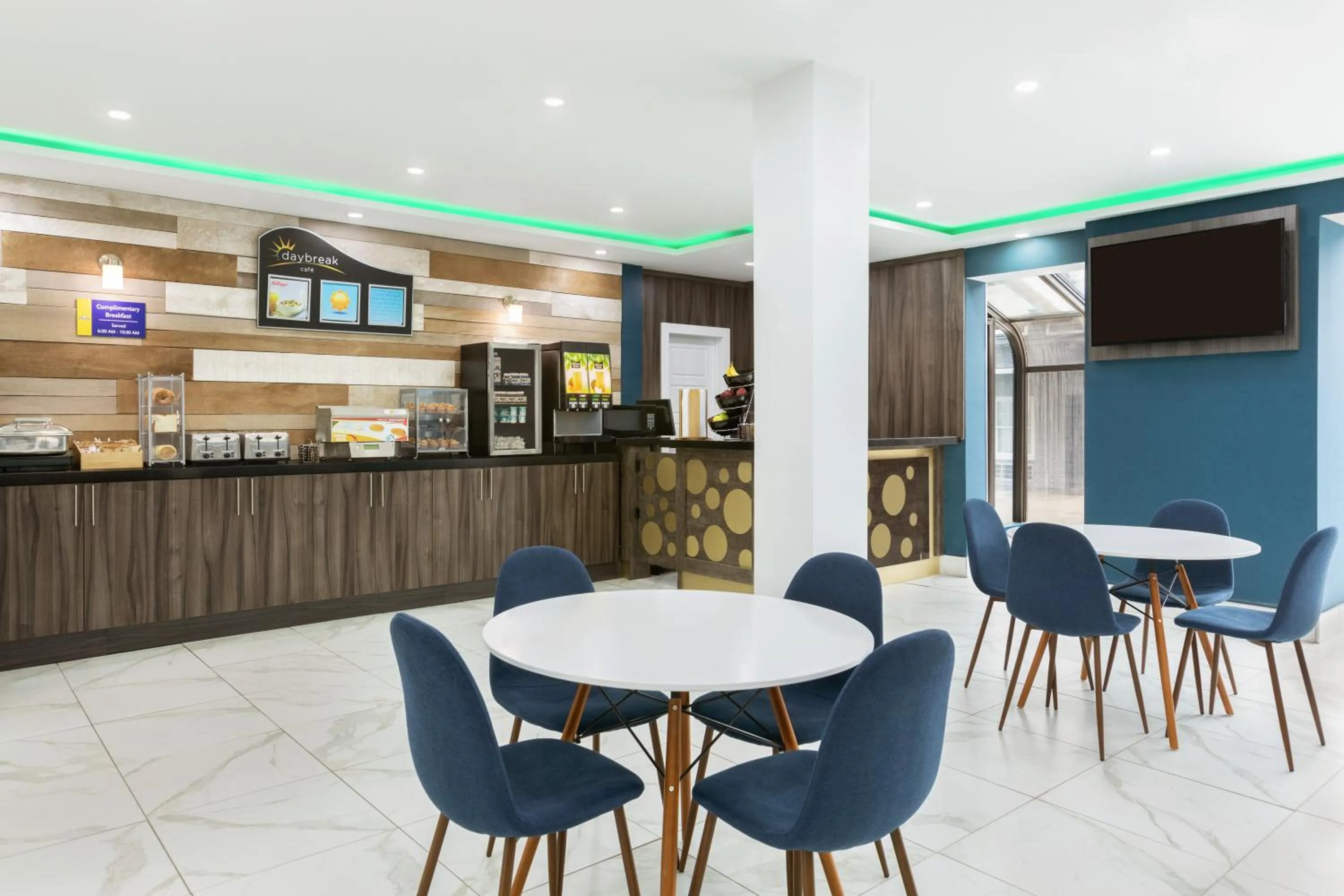 Food and drinks in Days Inn by Wyndham Saint John