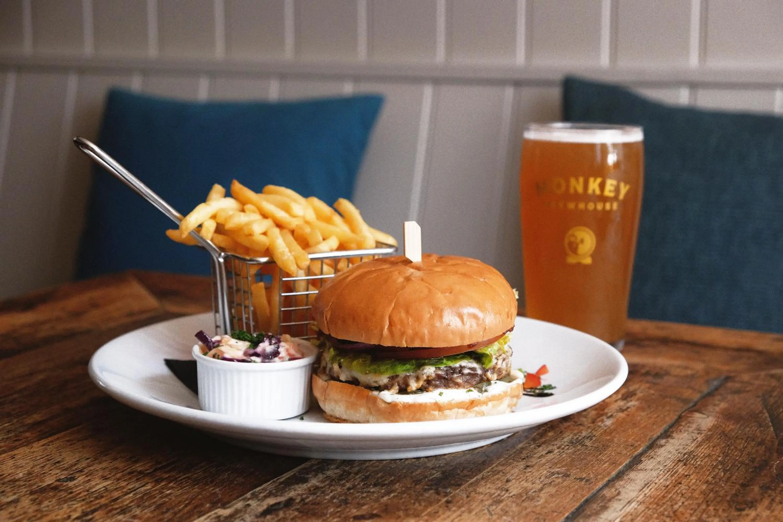 Food and drinks in Monkey Brewhouse