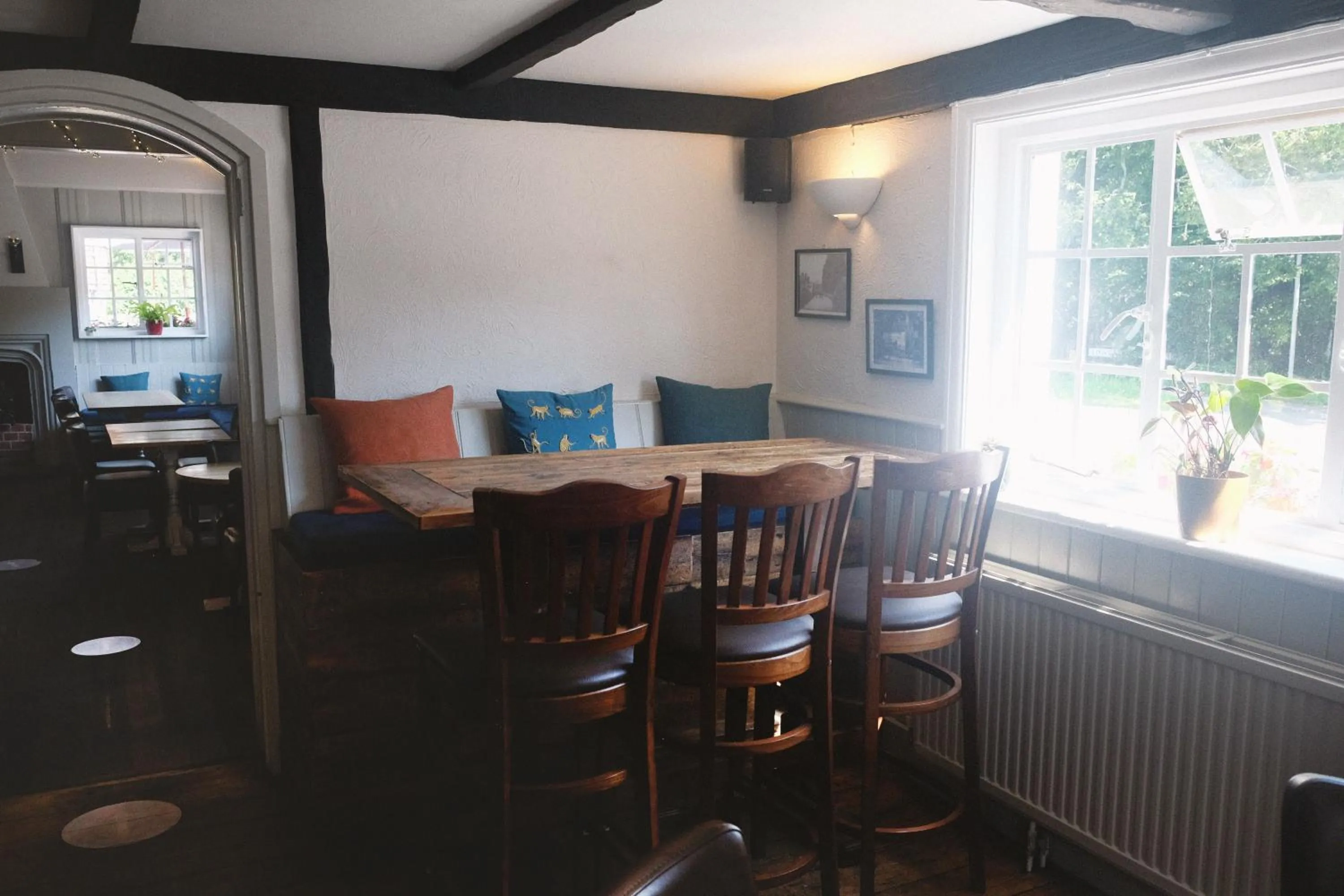 Restaurant/places to eat in Monkey Brewhouse