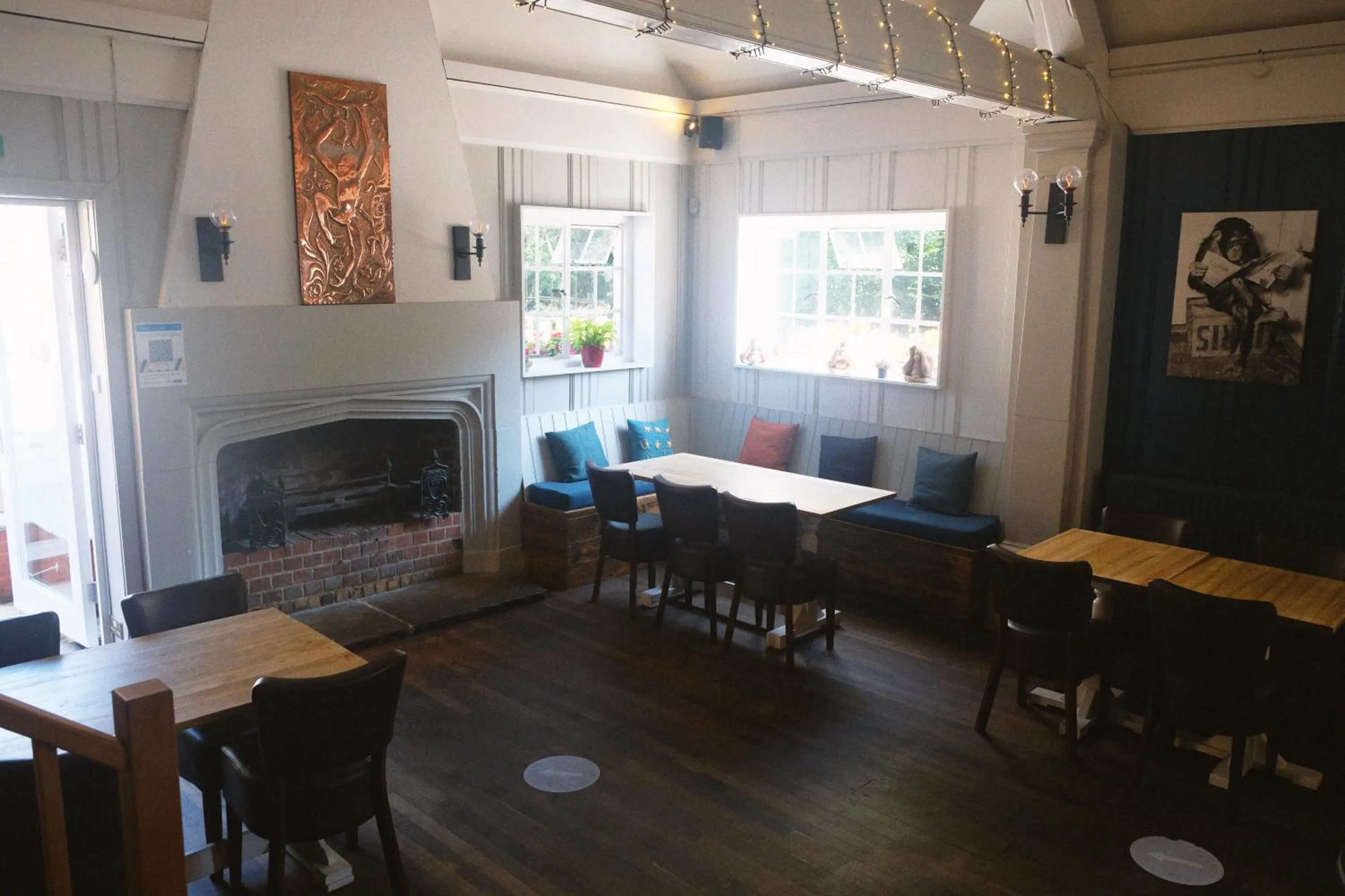 Restaurant/places to eat in Monkey Brewhouse