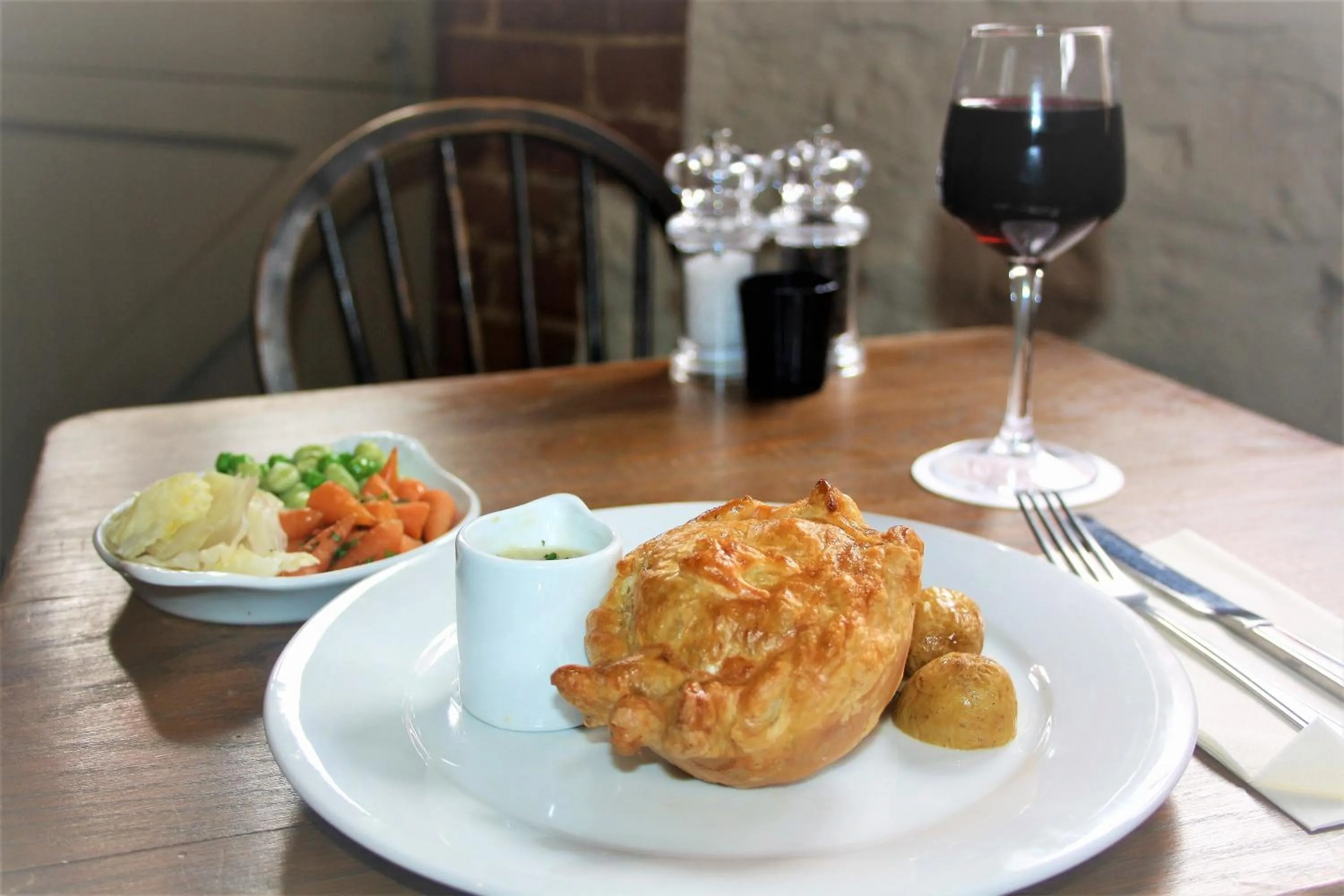 Meals in The Three Horseshoes