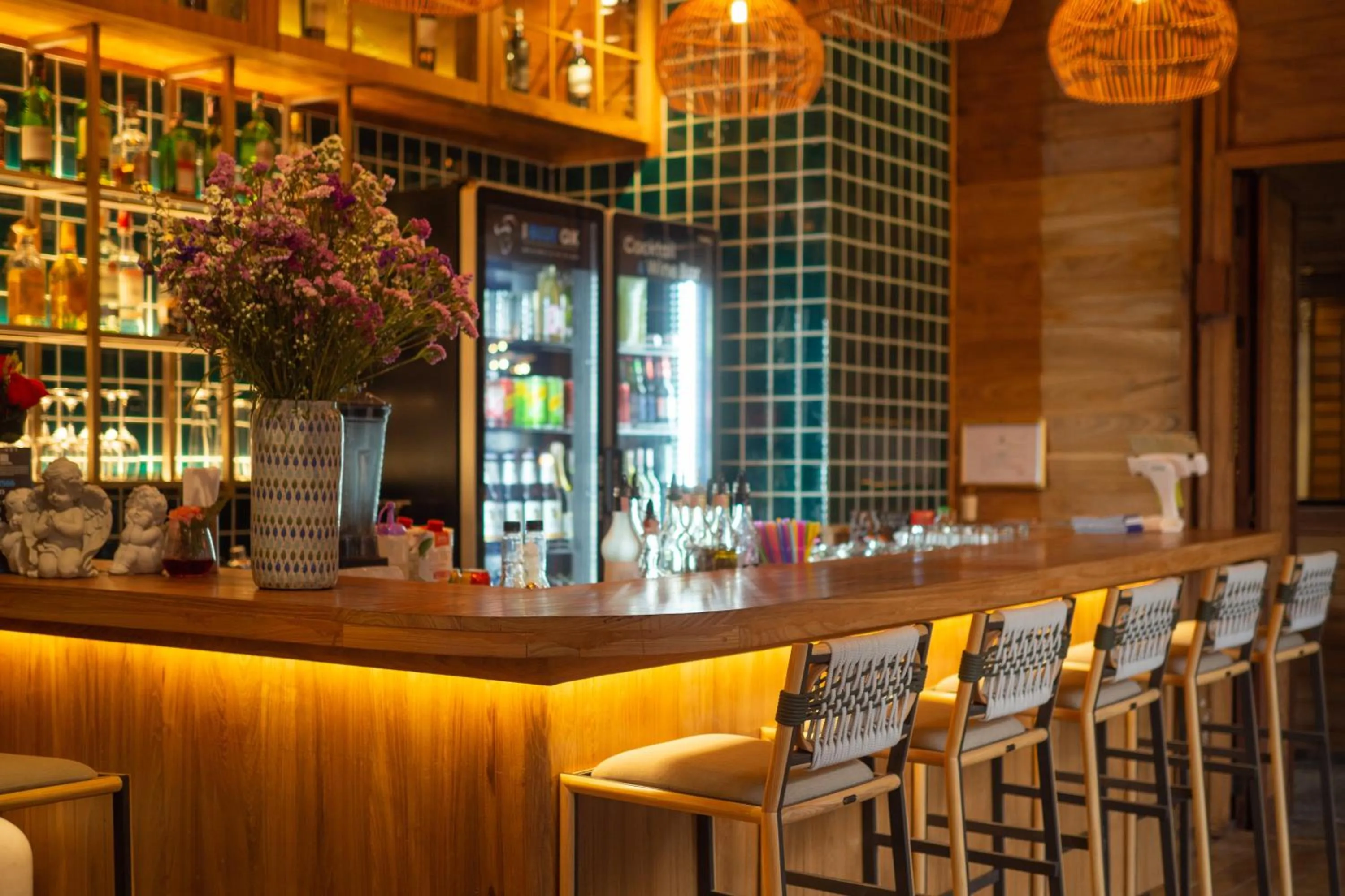 Lounge or bar in Pai Village Boutique Resort