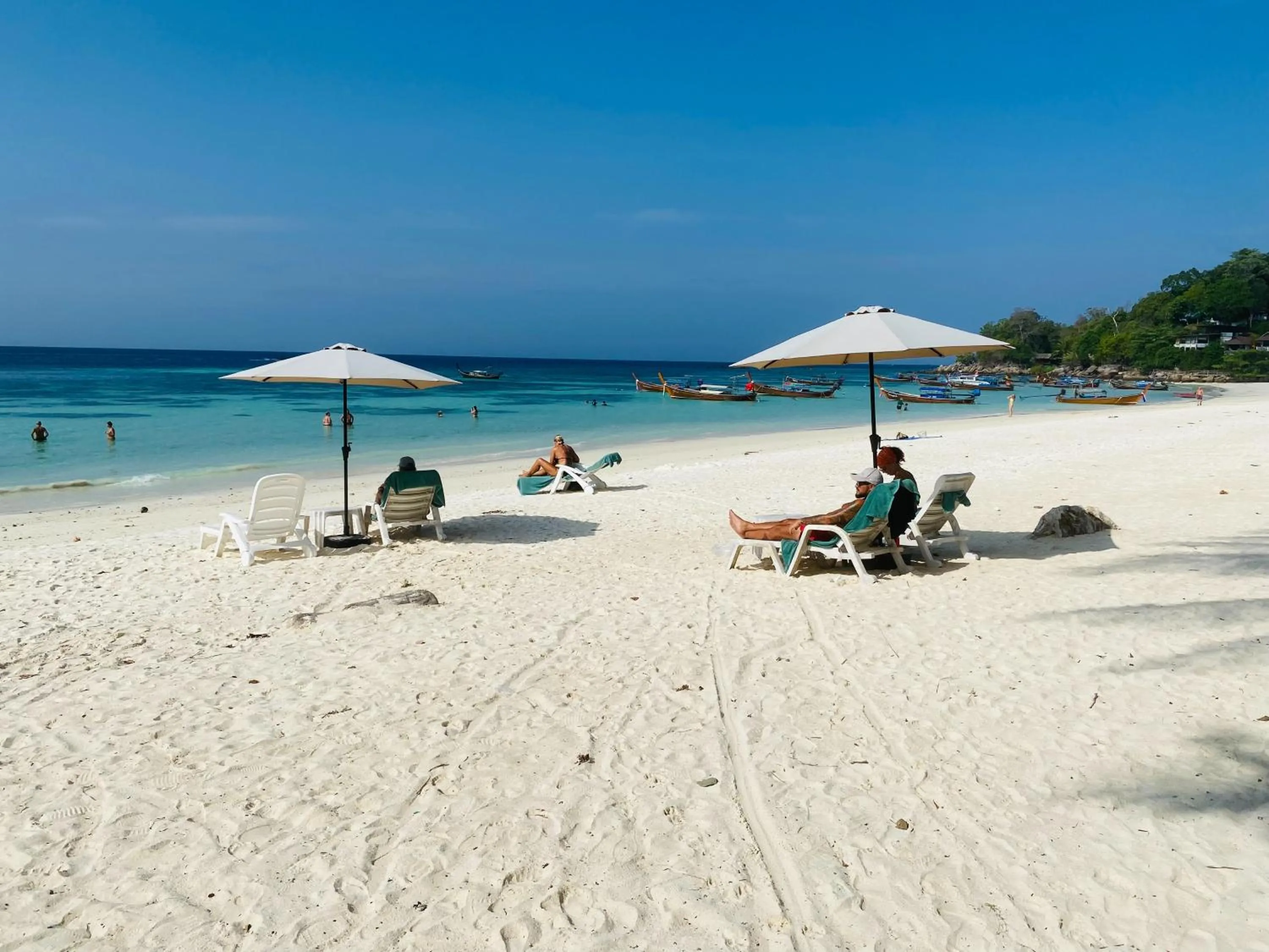 Beach in Bella Vista Beach Resort Koh Lipe