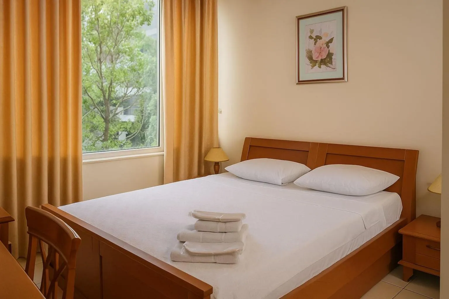 TV and multimedia, Bed in Hotel Tivoli