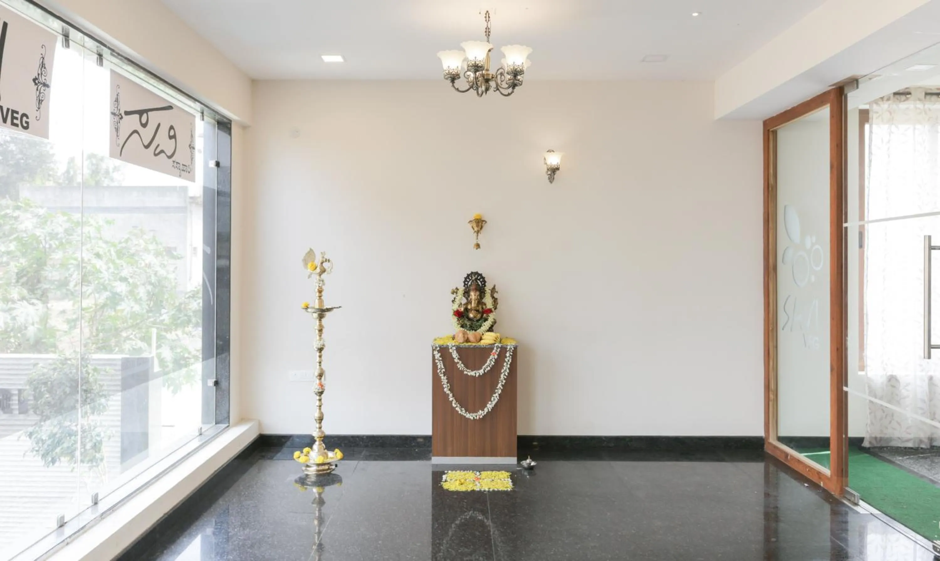 Lobby or reception in Treebo Sunrise IG Road