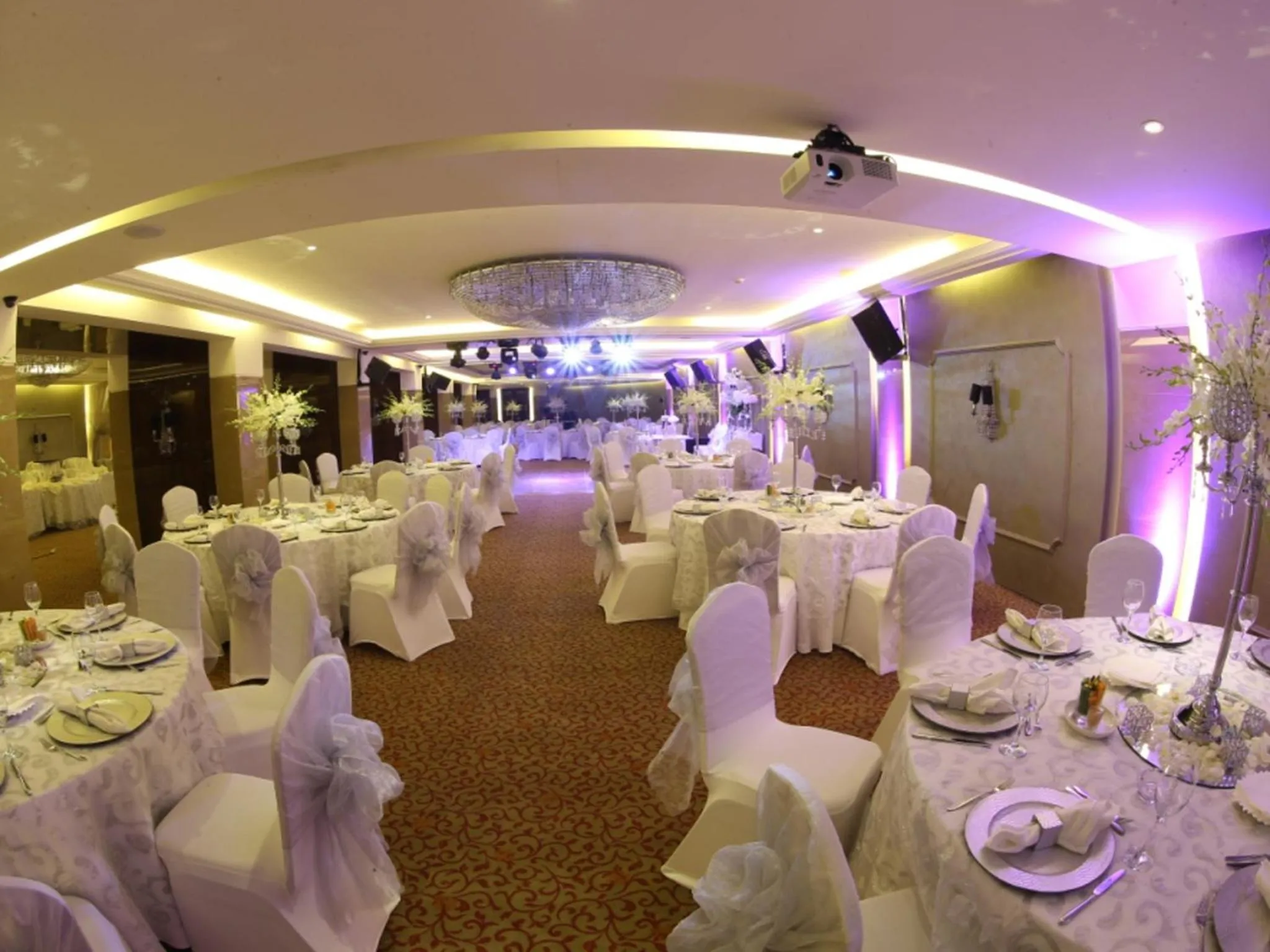 Banquet/Function facilities in Lancaster Suites Raouche