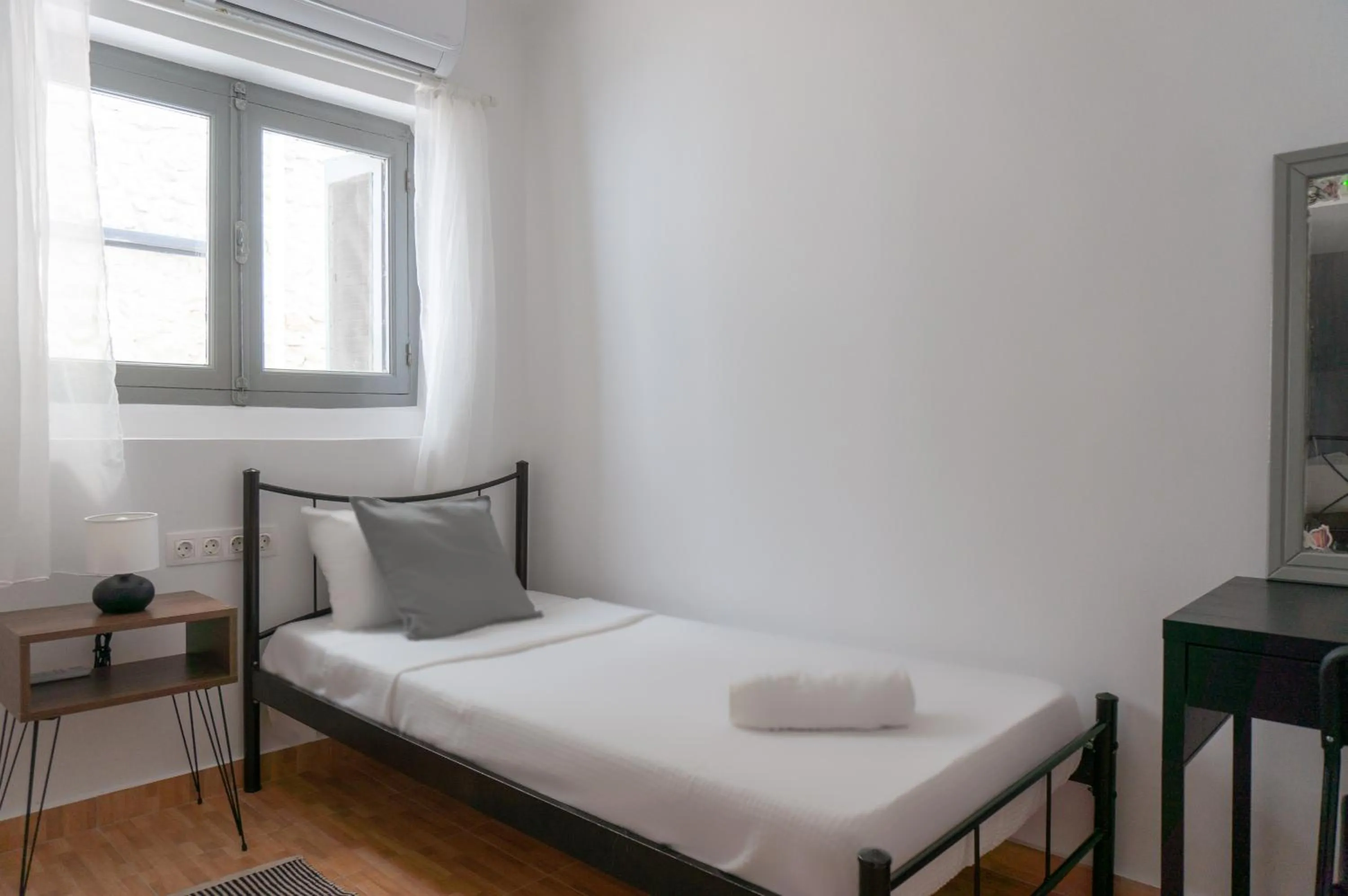 Bed in Dioskouros Hostel