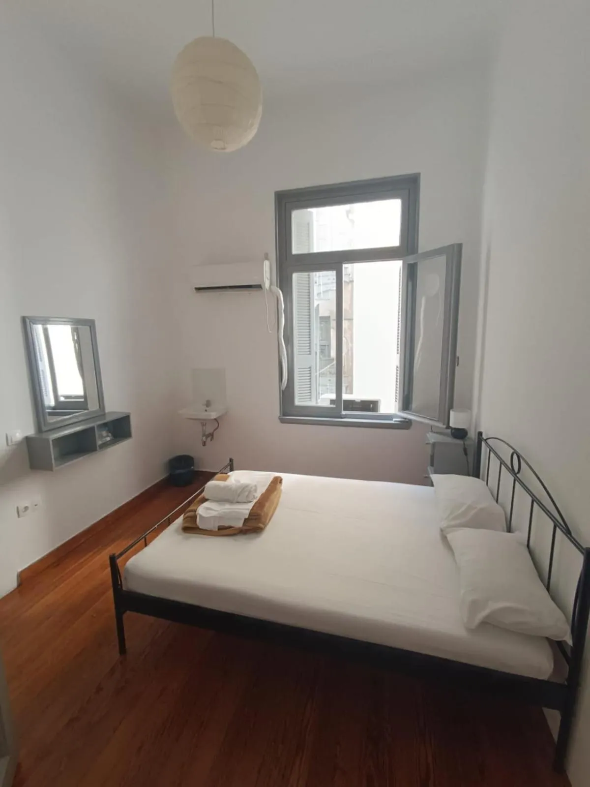 Bed in Dioskouros Hostel