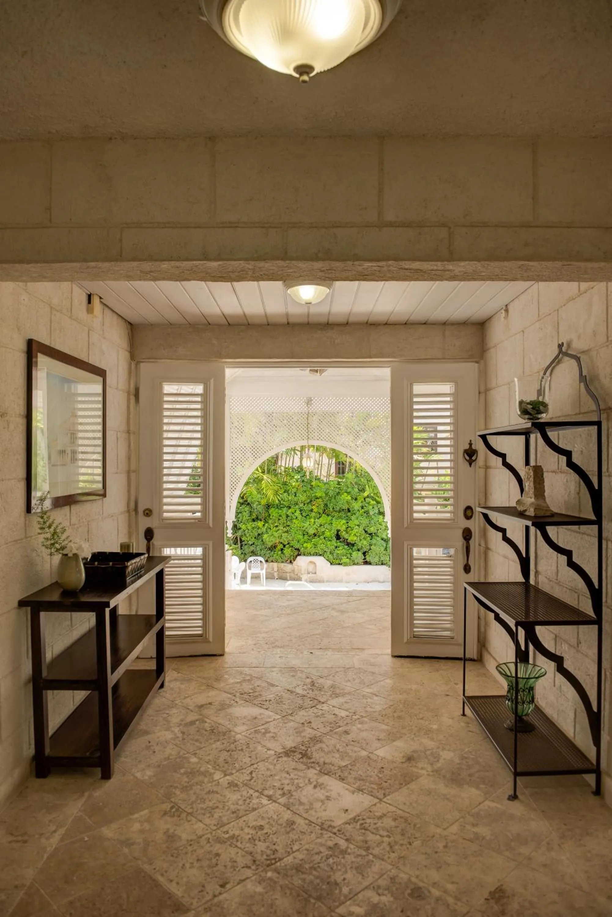 Facade/entrance in Tantalus Villa