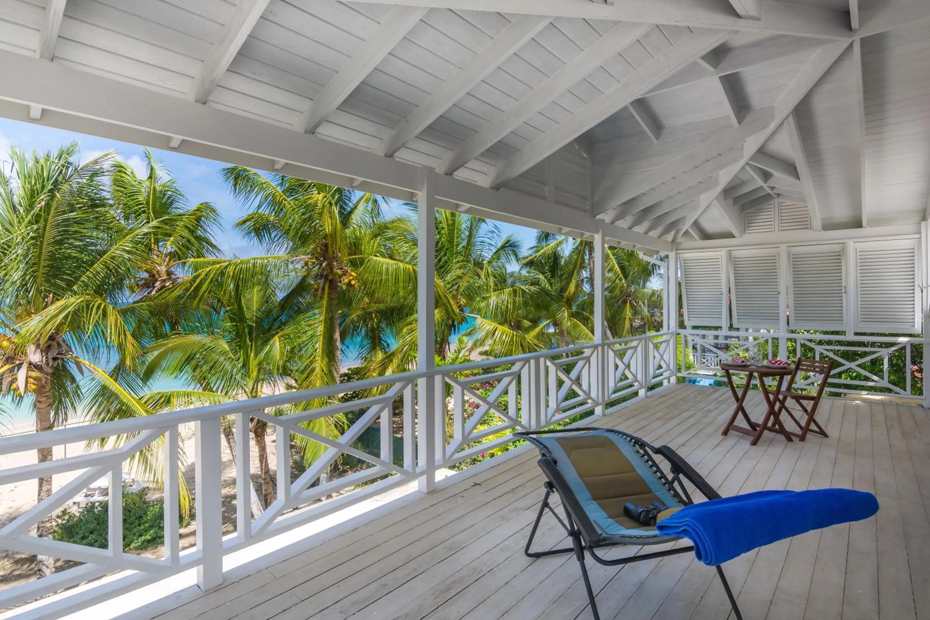 Balcony/Terrace in Tantalus Villa