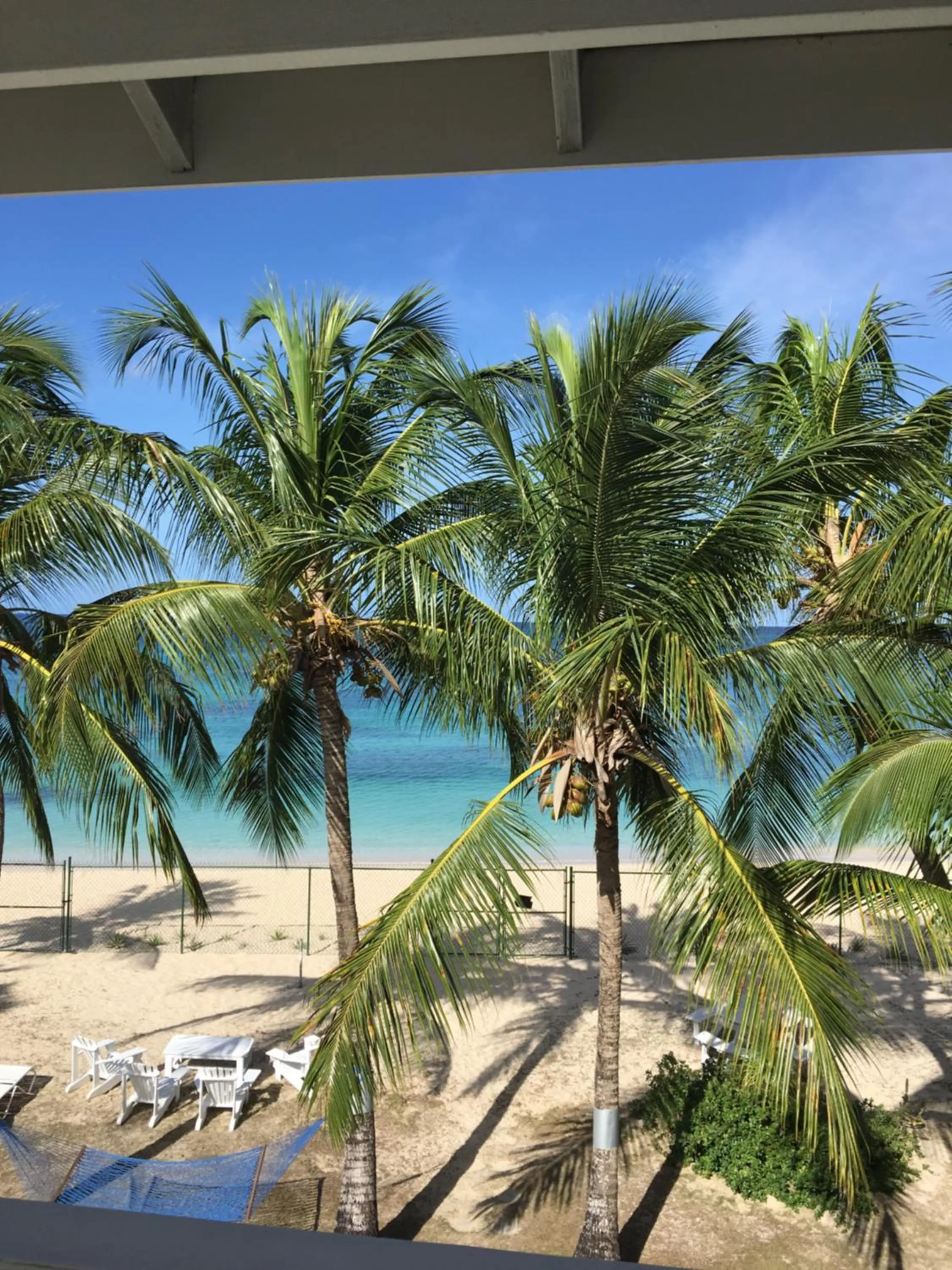 Beach in Tantalus Villa