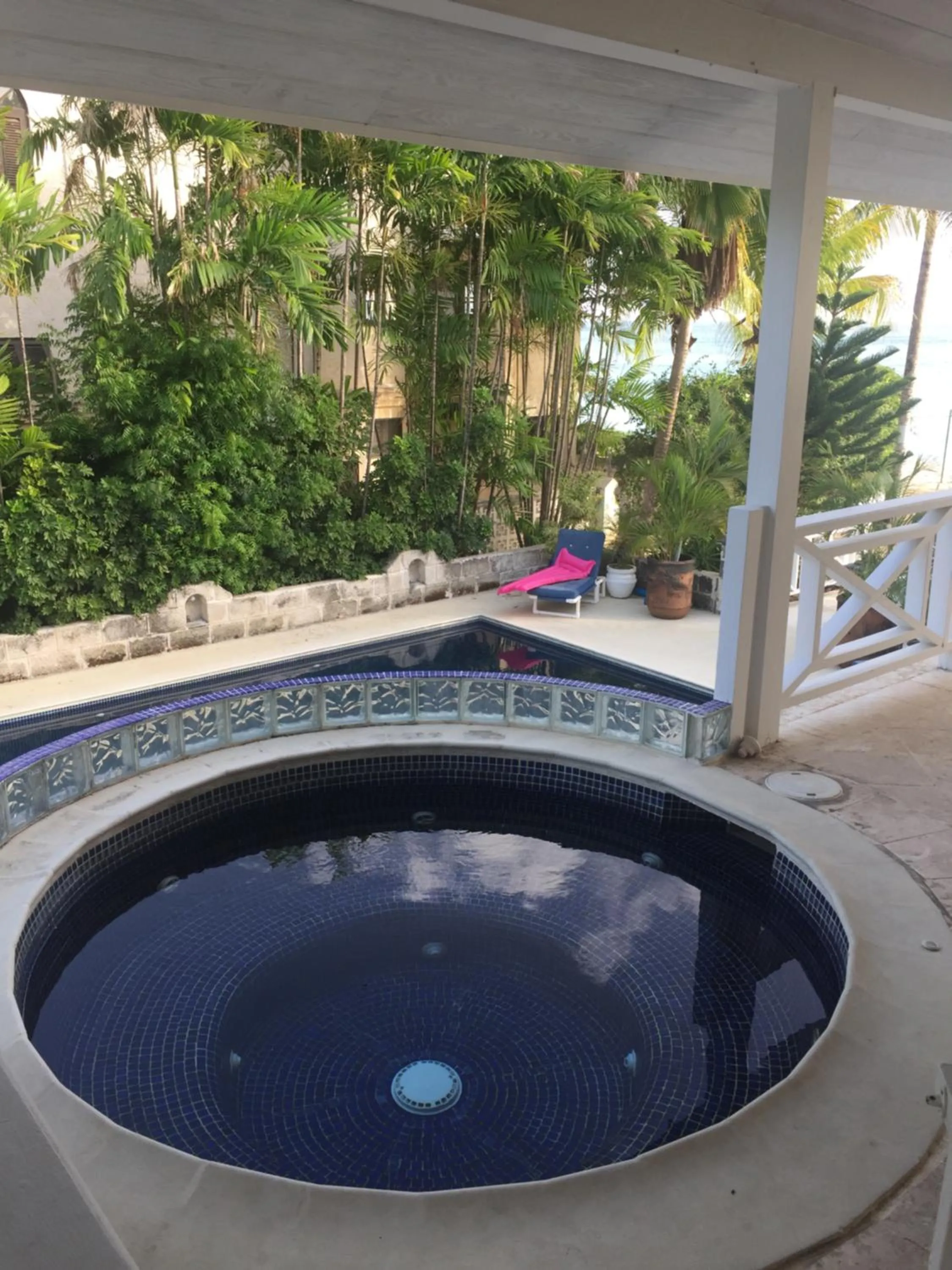 Pool view in Tantalus Villa