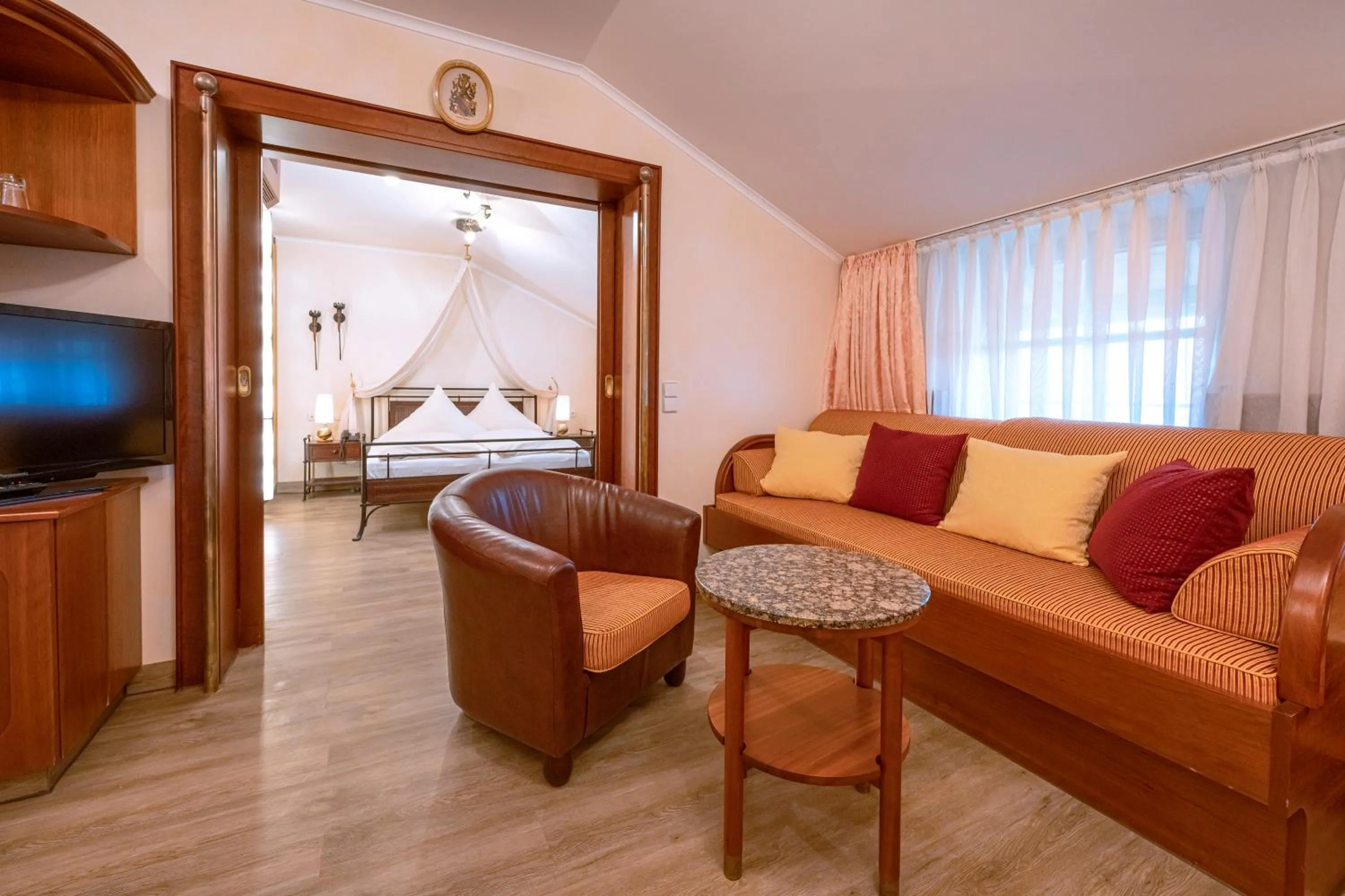 Bed in Hotel Neuwirt